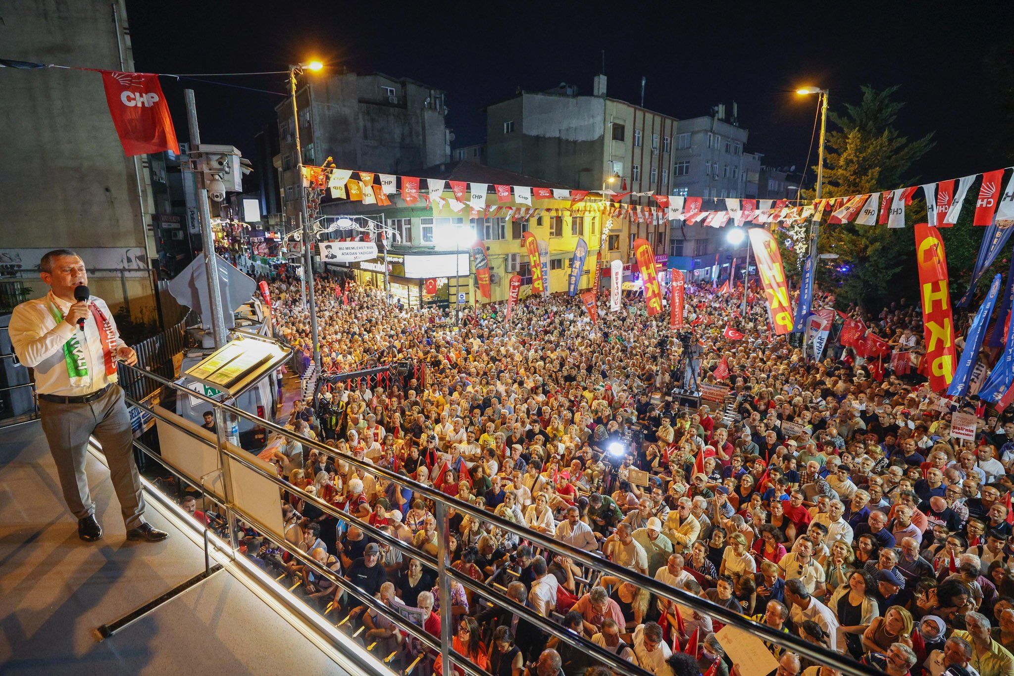 ‘Özel saat 12’de ne açıklayacak?’