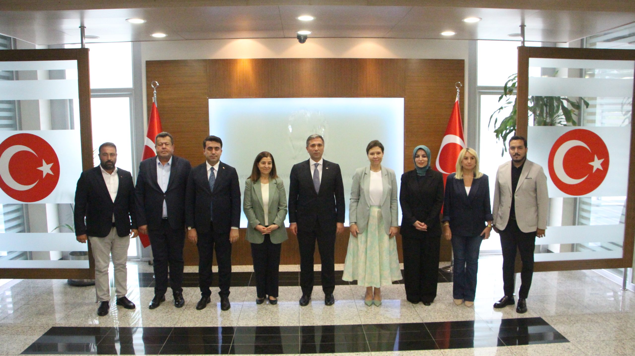 ‘Gurbetçilerin ekonomiye katkısı 10 milyar dolar’