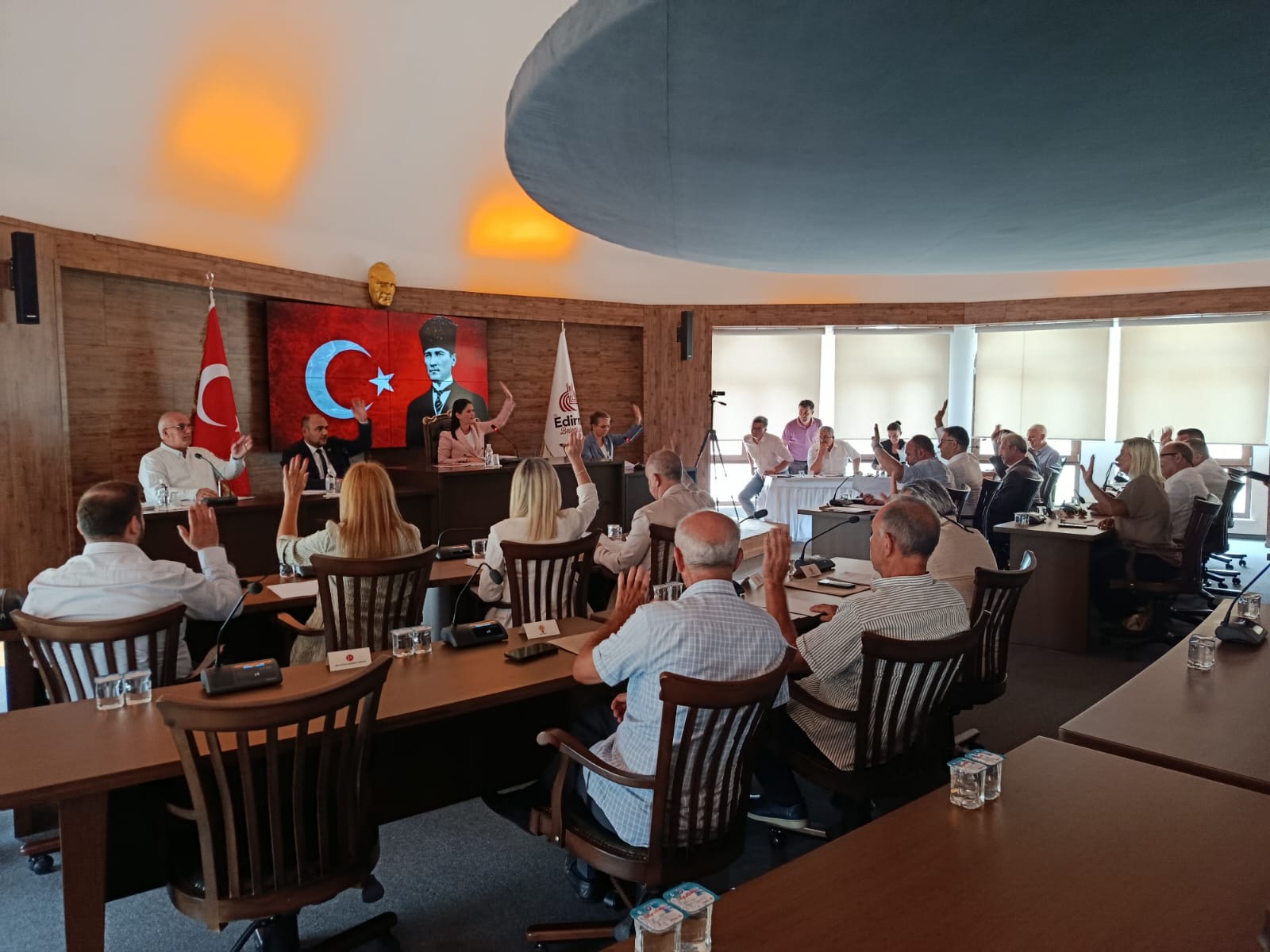 Edirne’de çevreyi kirletenler yandı!