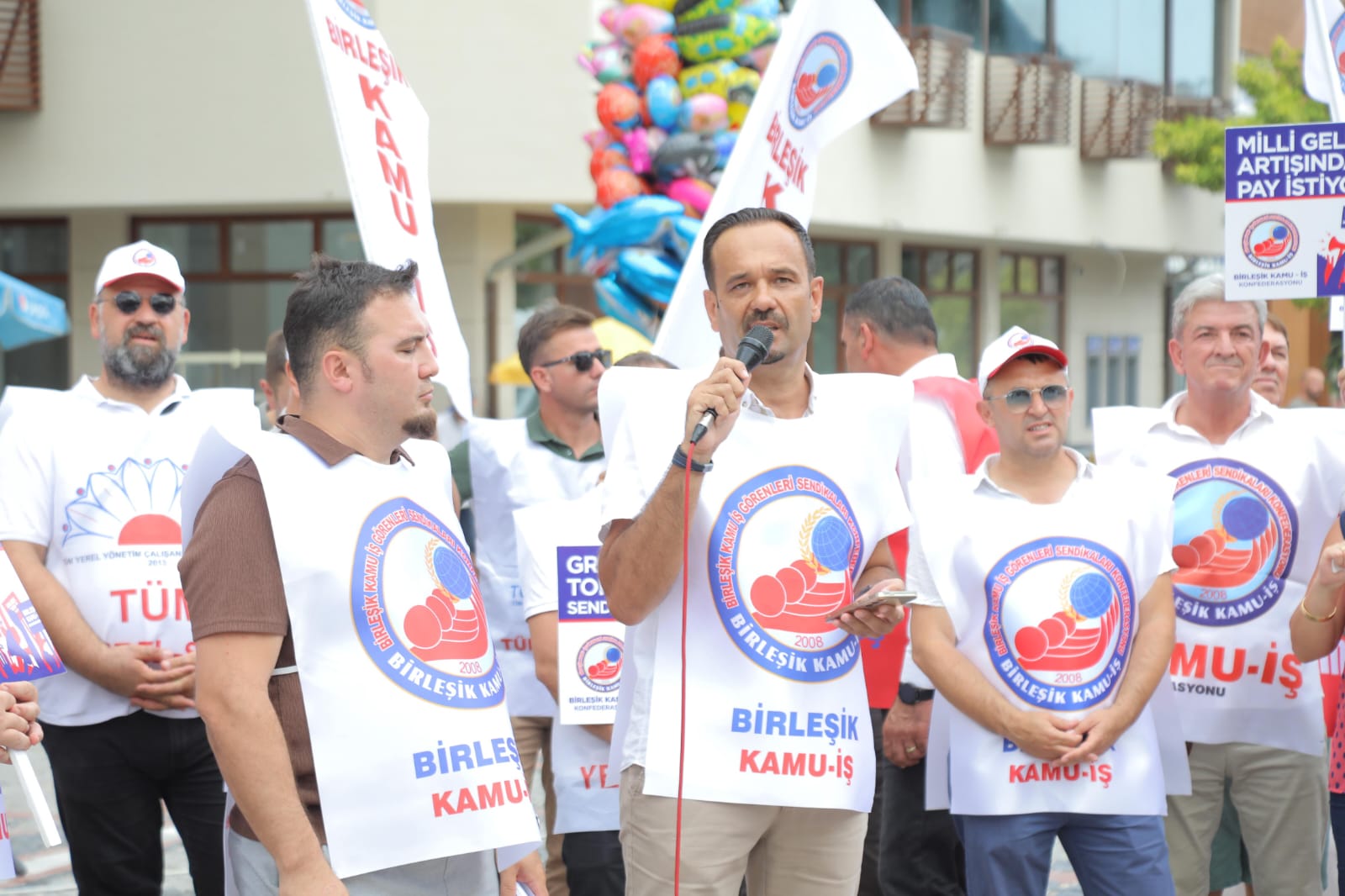 Kamu-İş Pazartesi iş bırakıyor