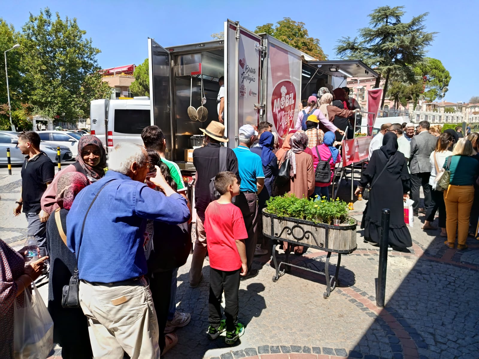 Büyük zaferin kahramanlarının anısına 10 bin lokma