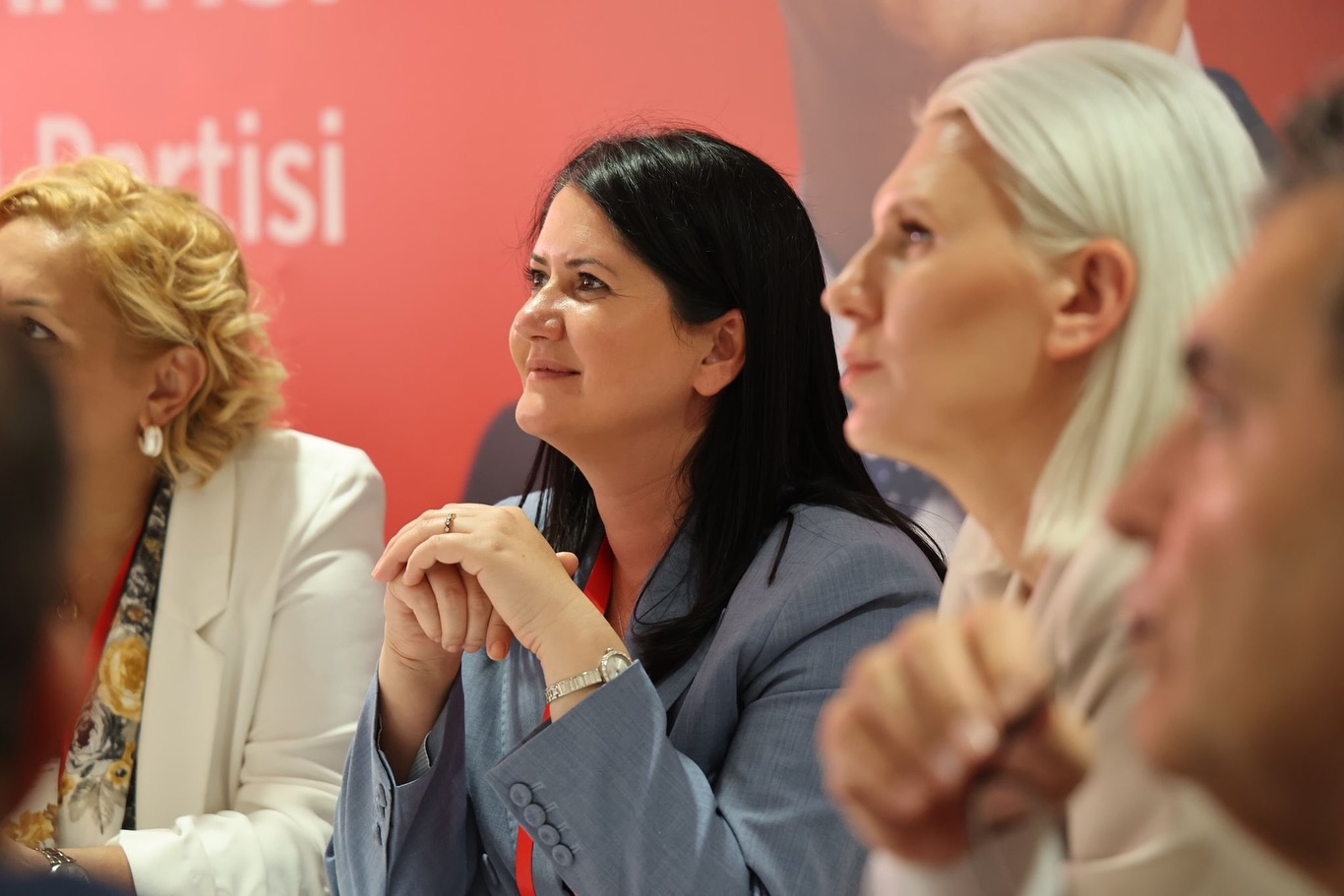 'Yarının Türkiye'sini kuracak güce sahibiz'