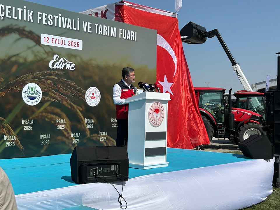 Bakan Yumaklı İpsala’da çeltik hasadından duyurdu: