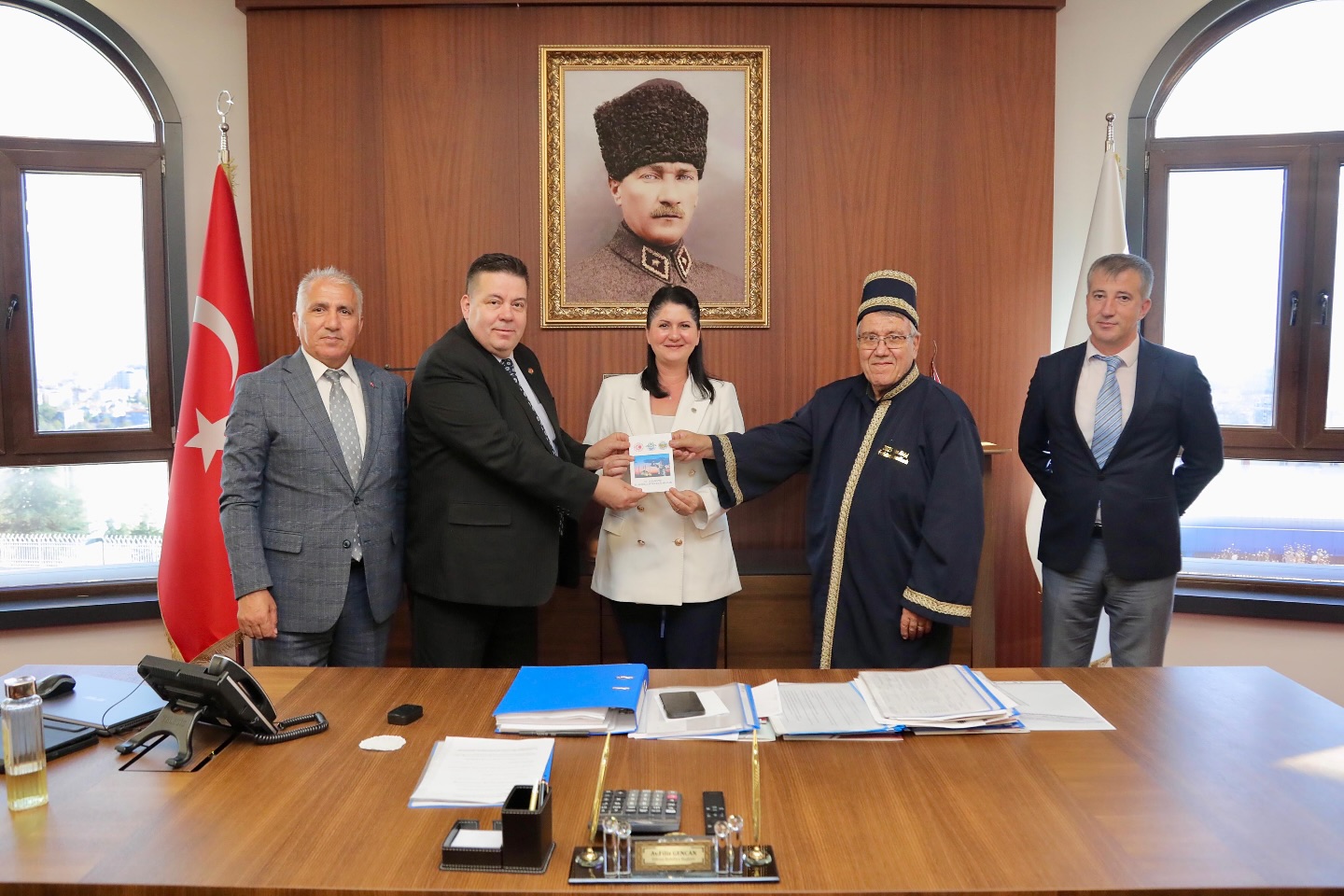 Yılın ahisinden Gencan'a ziyaret