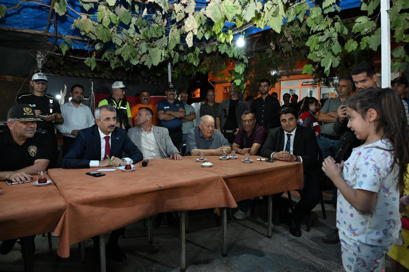 Vali Sezer'den Yıldırım'da mahalle buluşması