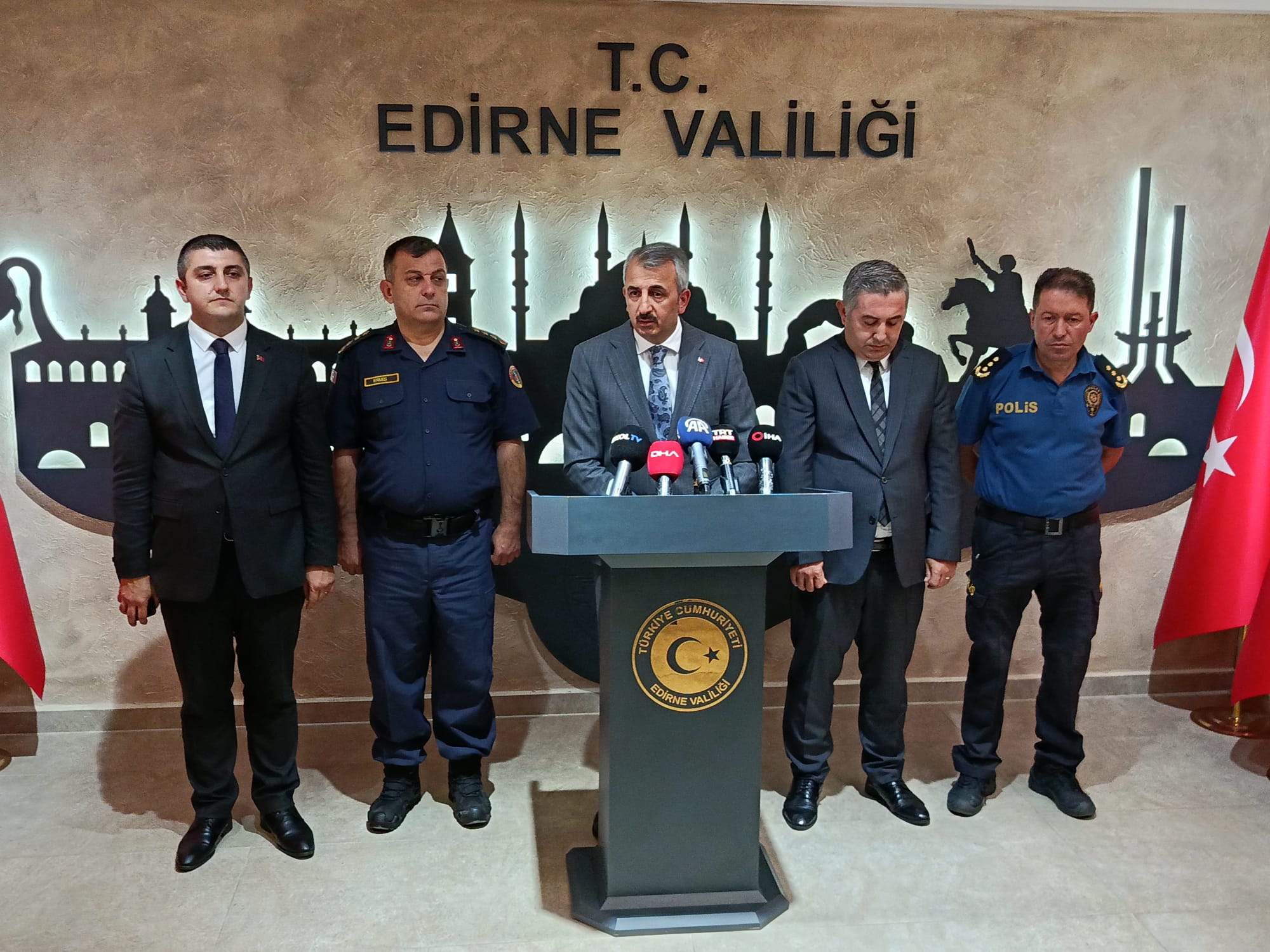 Sınır kapılarından 3 ayda 4 milyon giriş-çıkış!