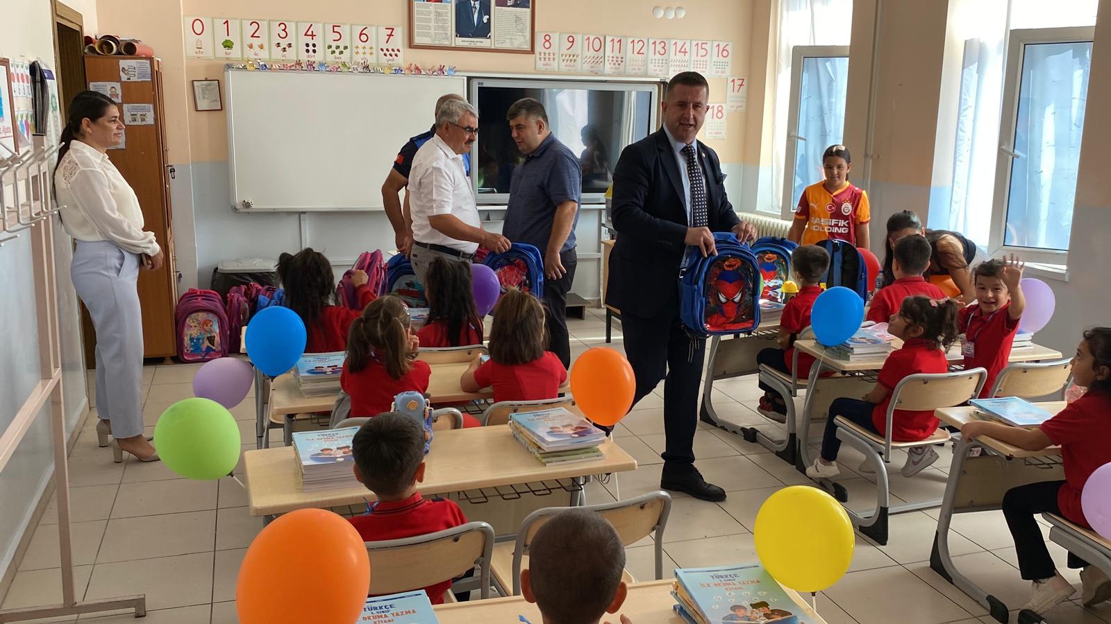 Lalapaşa Belediyesi'nden büyük 'eğitim' desteği