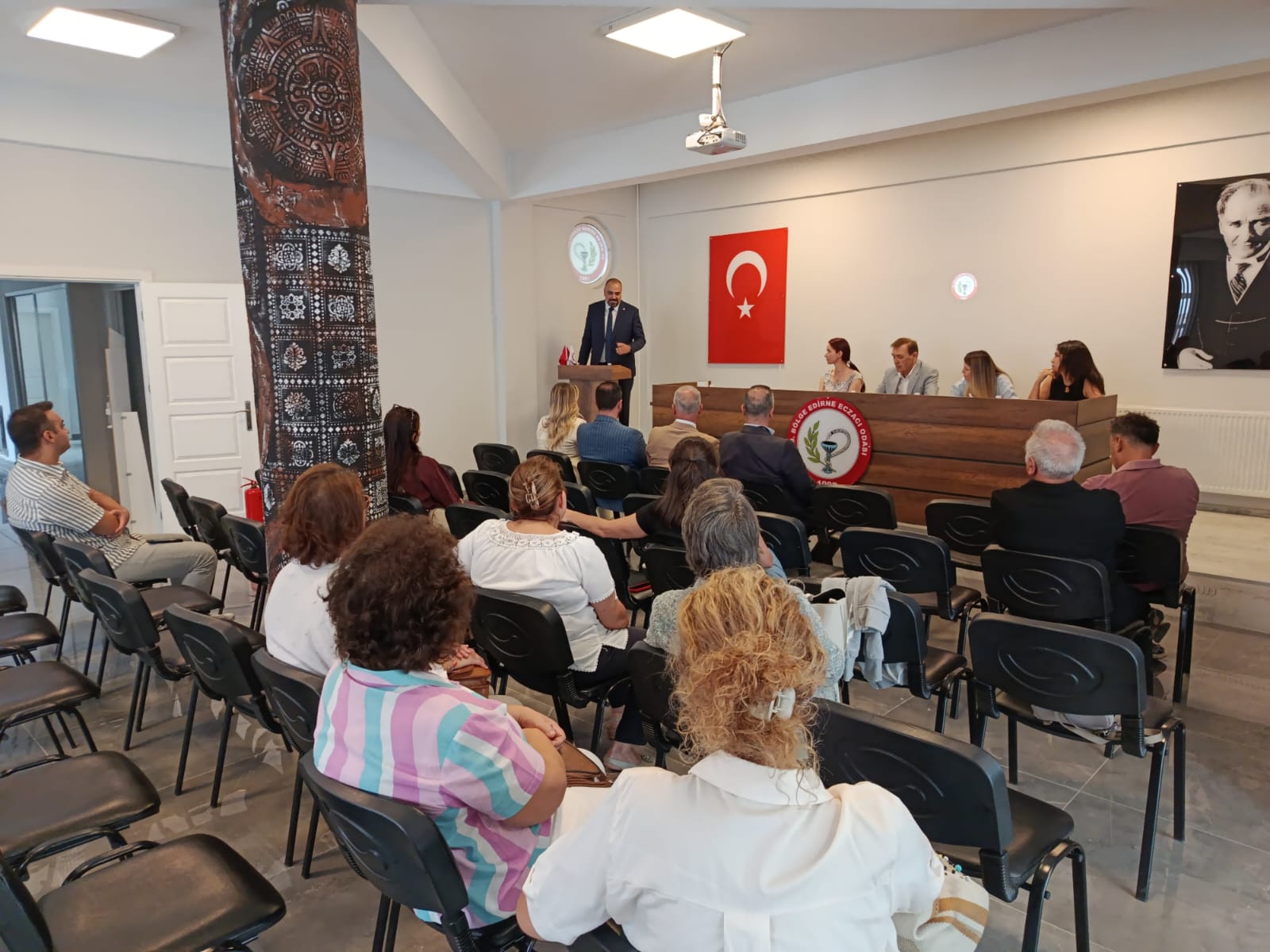 Edirne Eczacı Odası'nda genel kurul heyecanı