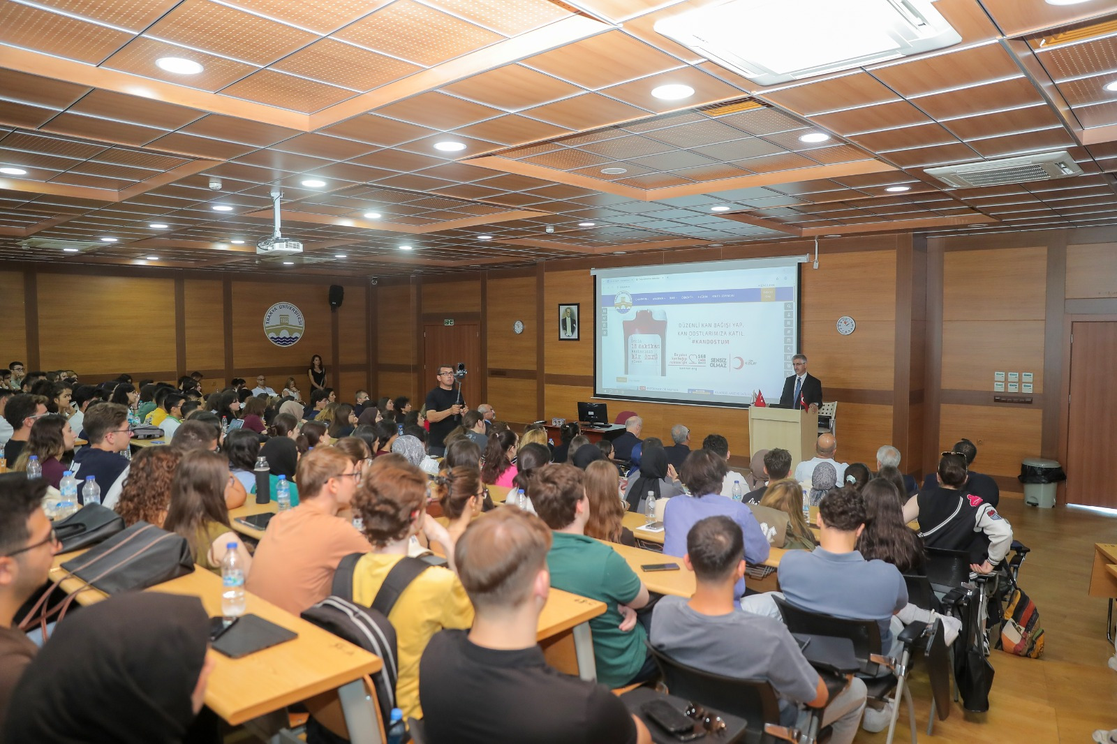 Milli Eğitim Bakan Yardımcısı Dr. Nazif Yılmaz'dan, öğrencilere söyleşi