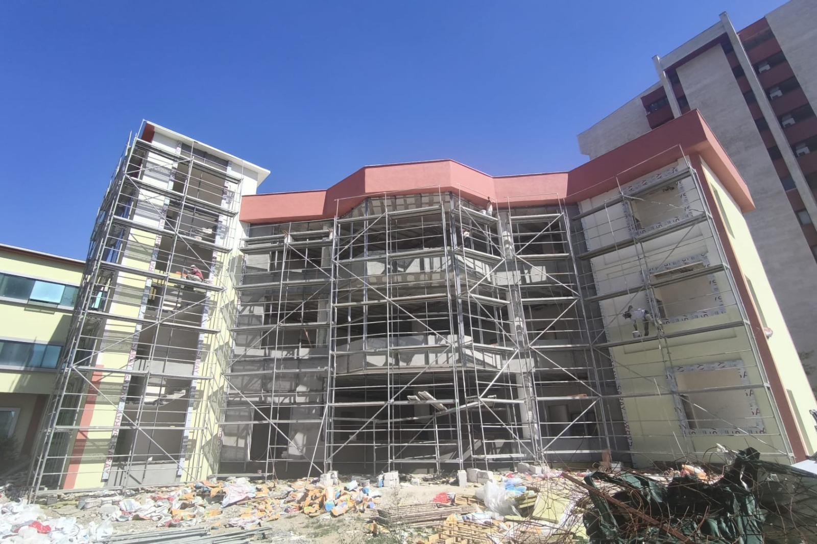 Onkoloji Hastanesi ek binasında sona doğru