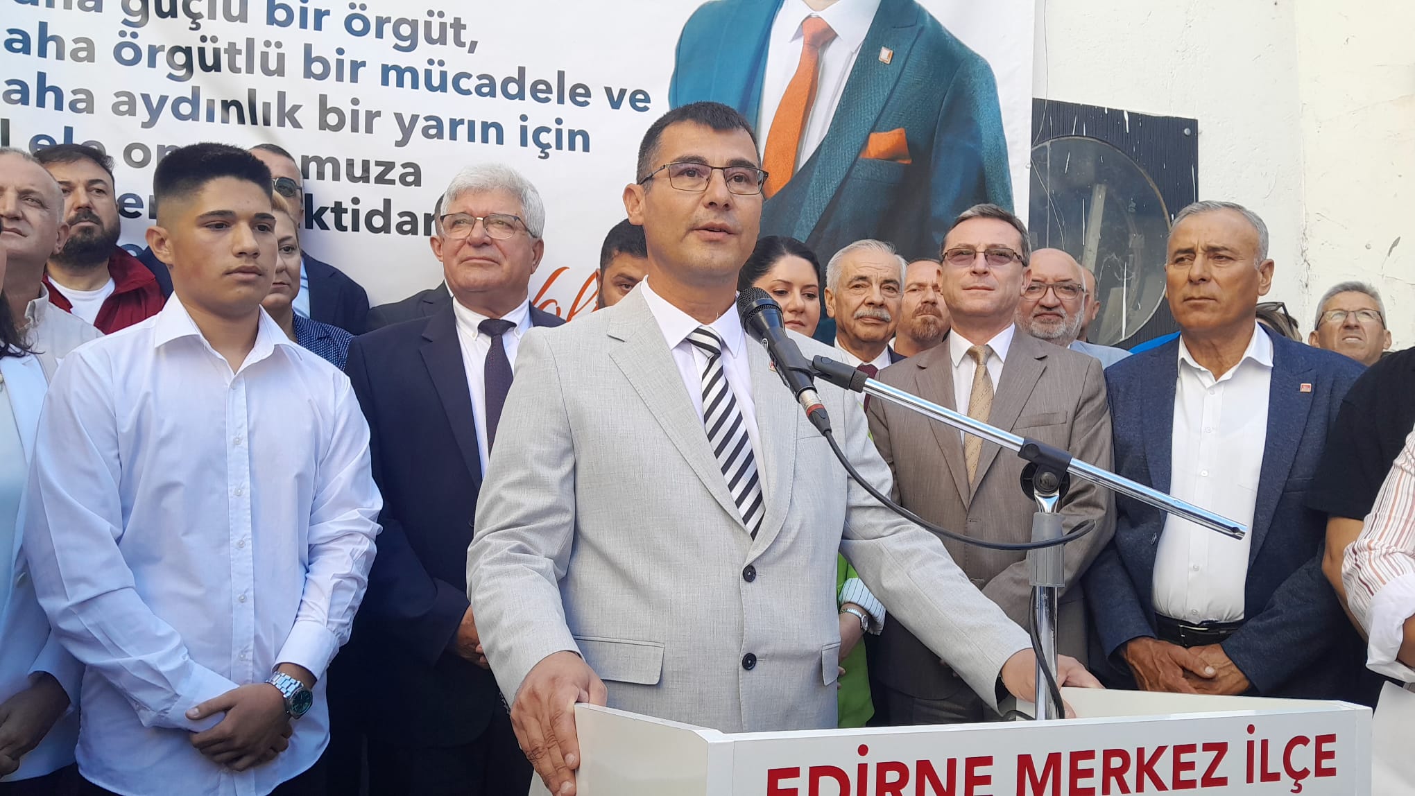 CHP Merkez İlçe Başkanlığı’nın ilk adayı Volkan Akgüngör: