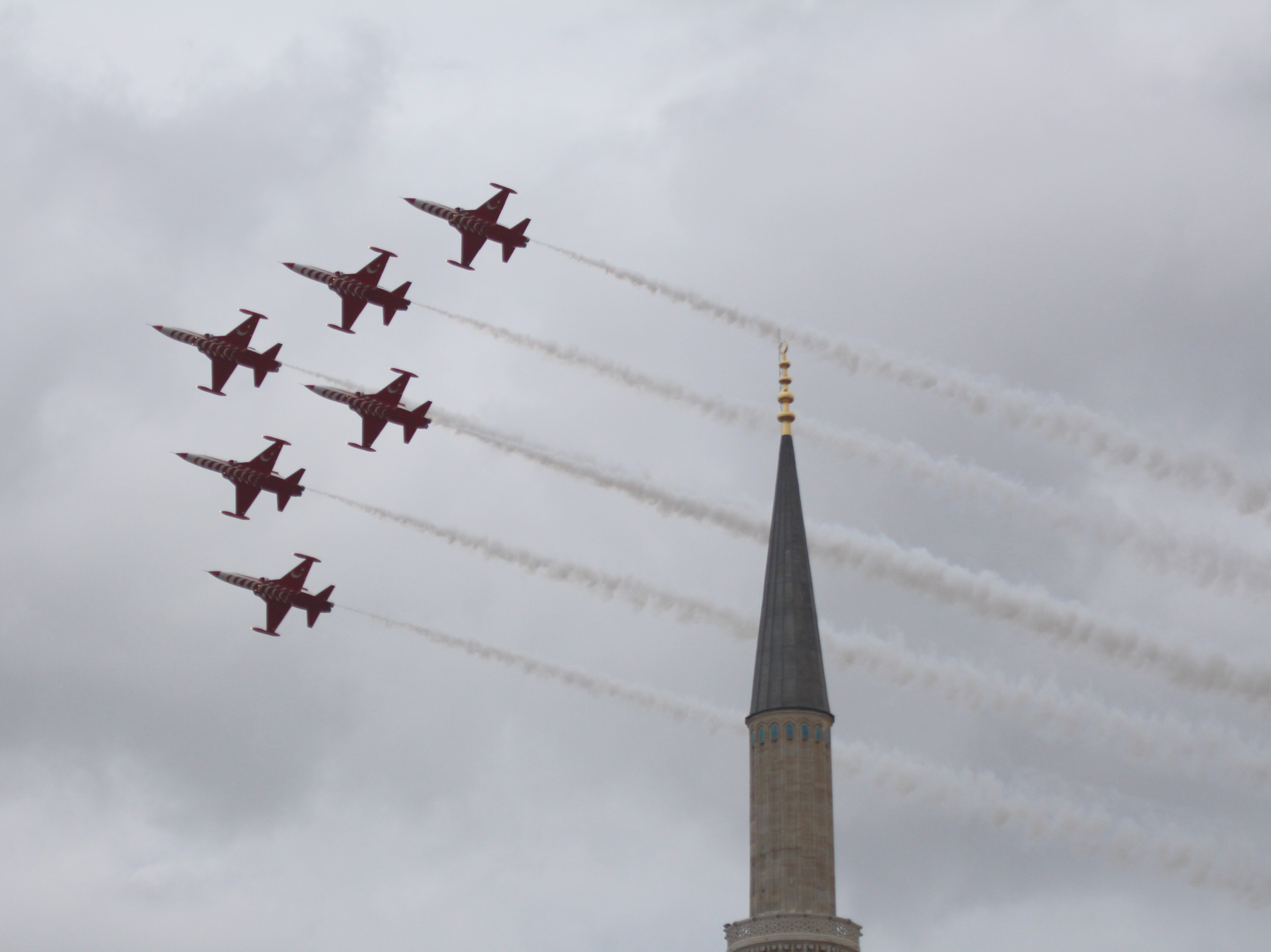 Cumhuriyetin kanatları Edirne semalarında!