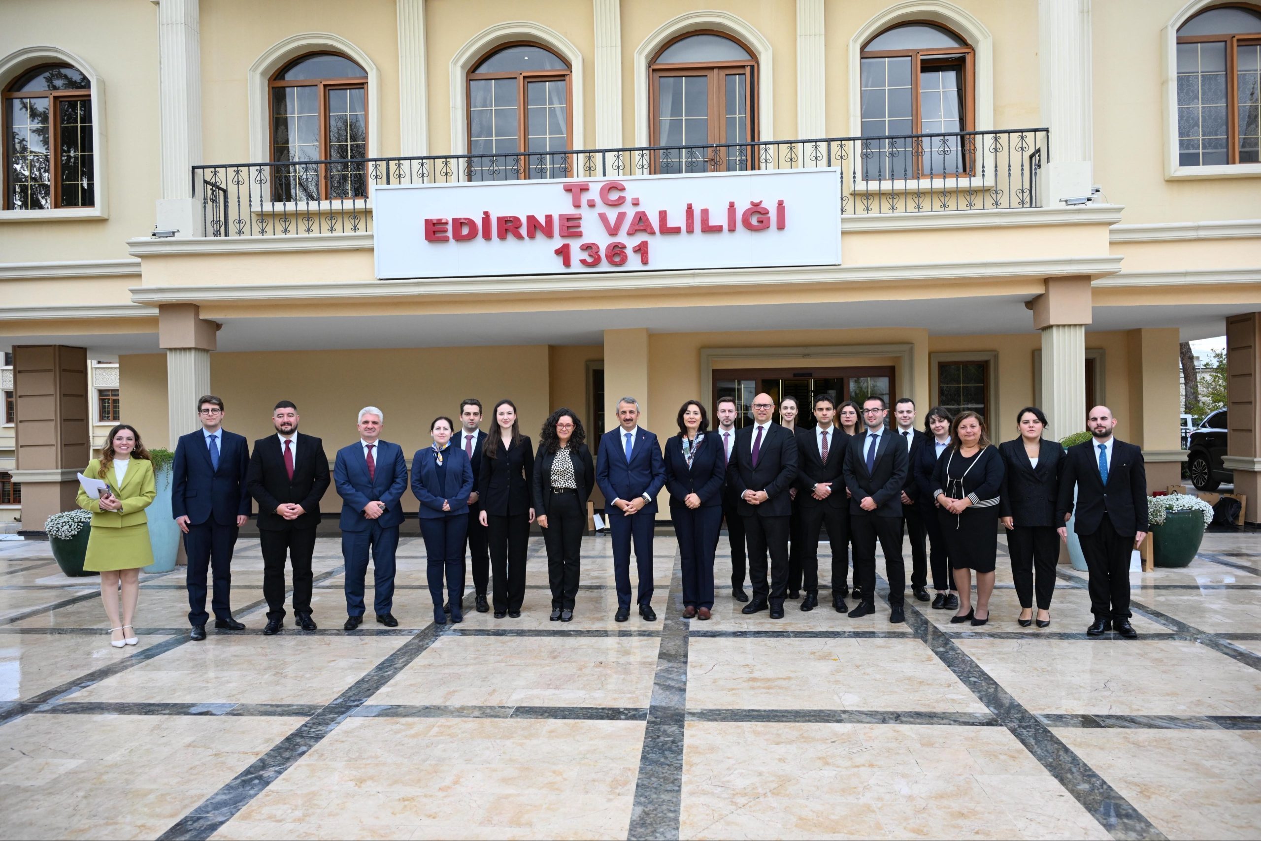 Genç diplomatlardan Vali Sezer’e ziyaret