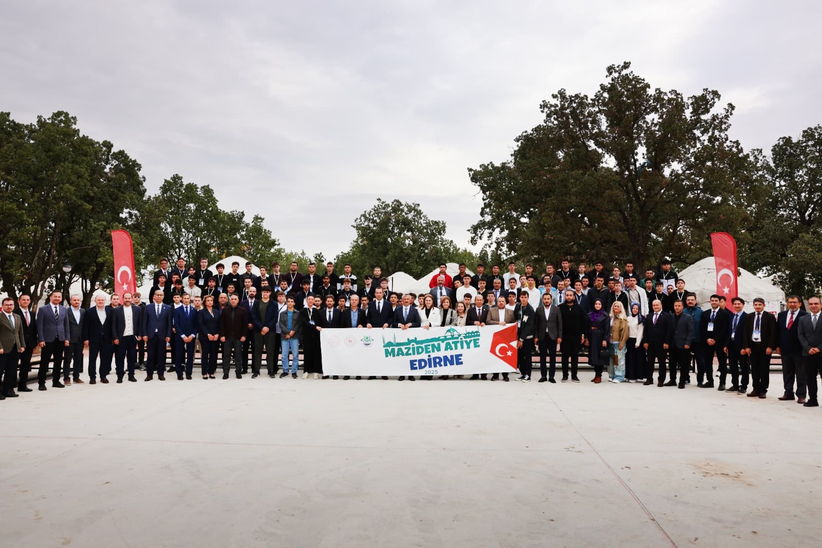 TÜ akademisyenlerinden 'Maziden Atiye'ye destek