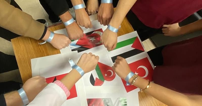 1.Murat öğrencileri Gazze için sessiz kalmadı