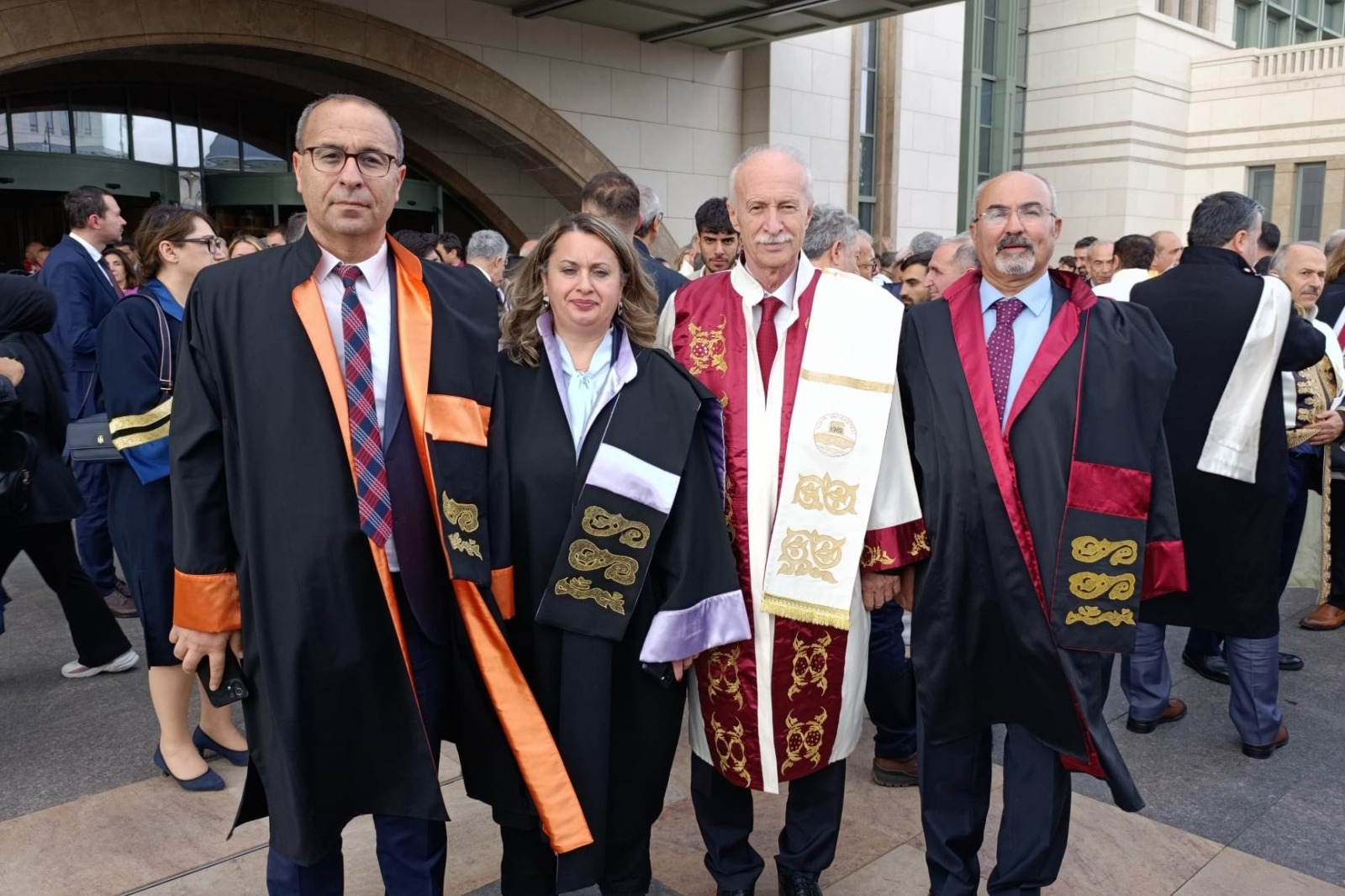 TÜ heyeti akademik yıl açılışında