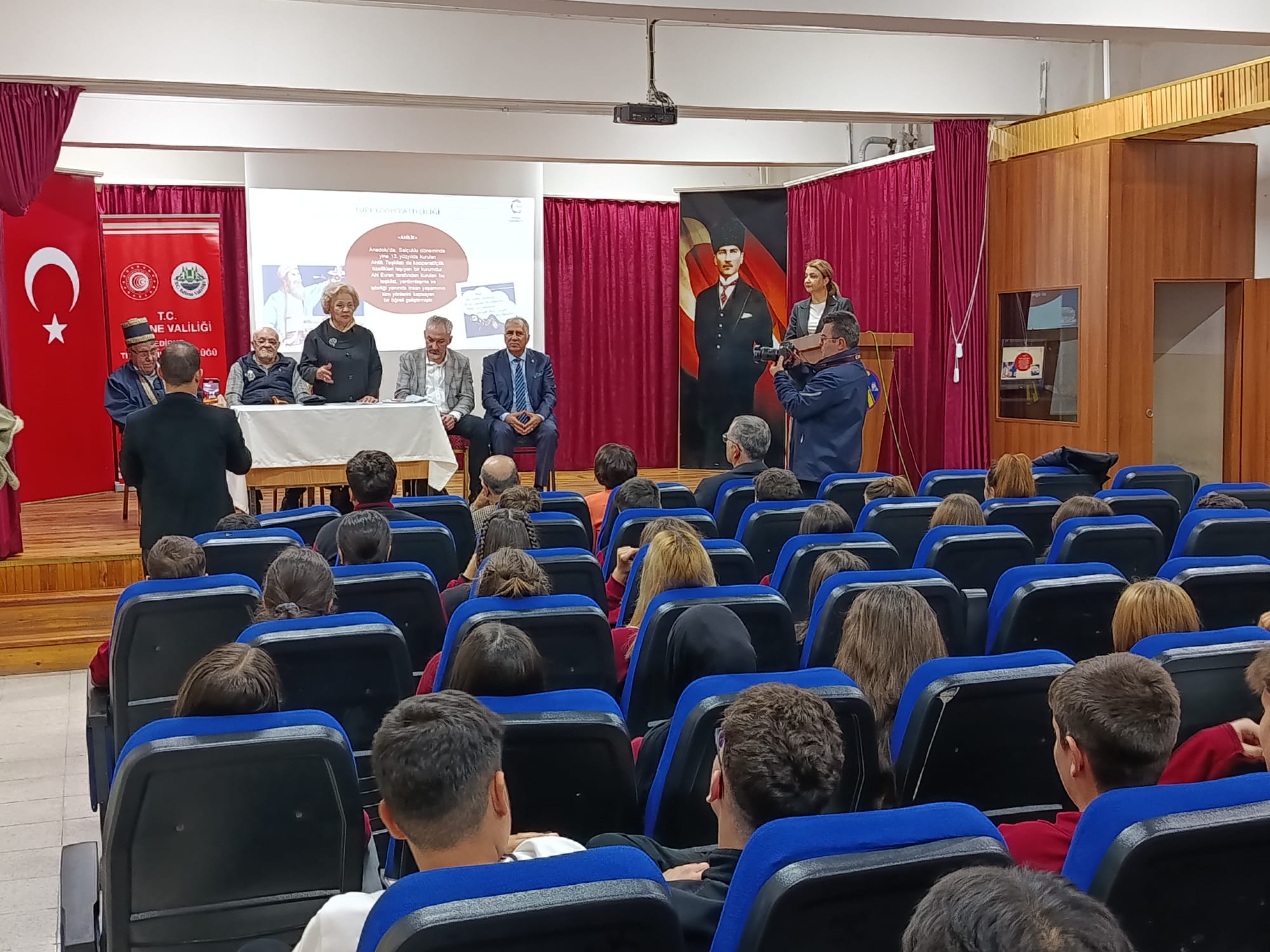 Ahilerden öğrencilere deneyim dersi