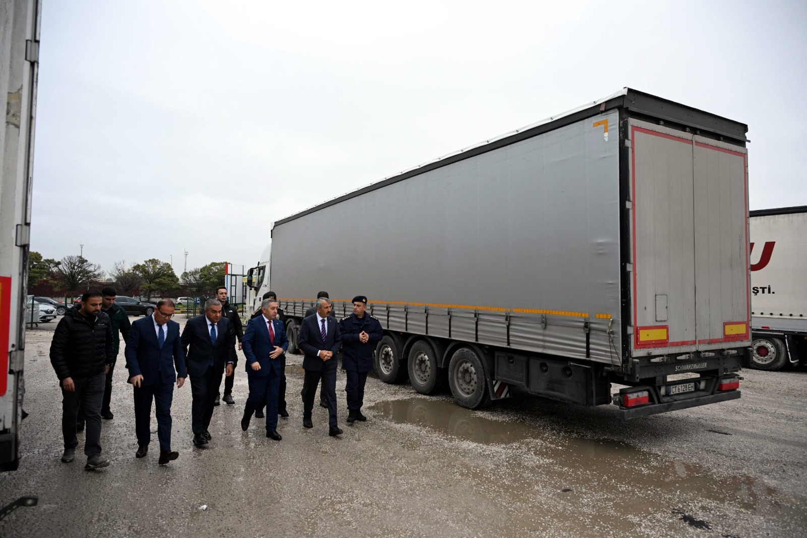 Kapıkule'de tarihi TIR geçişi rekoru