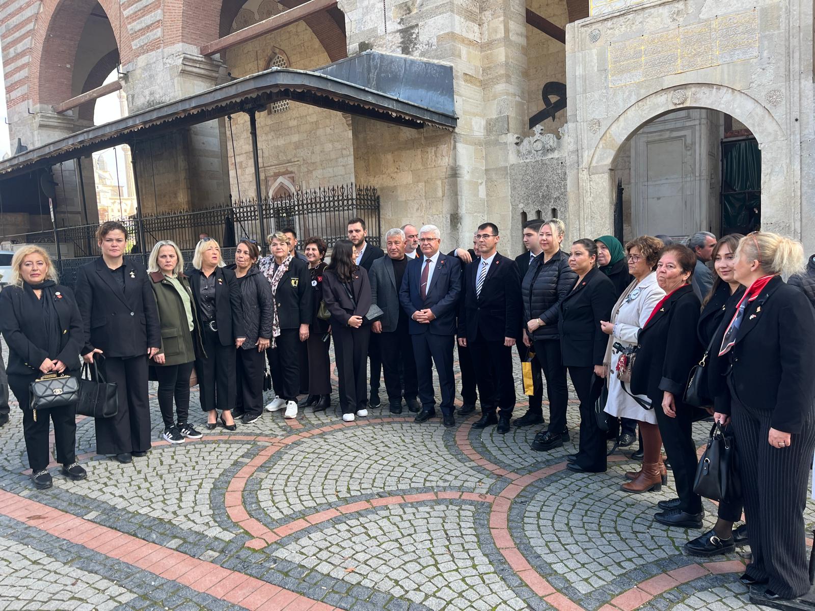 CHP'den Atatürk ve şehitler anısına mevlit ve lokma