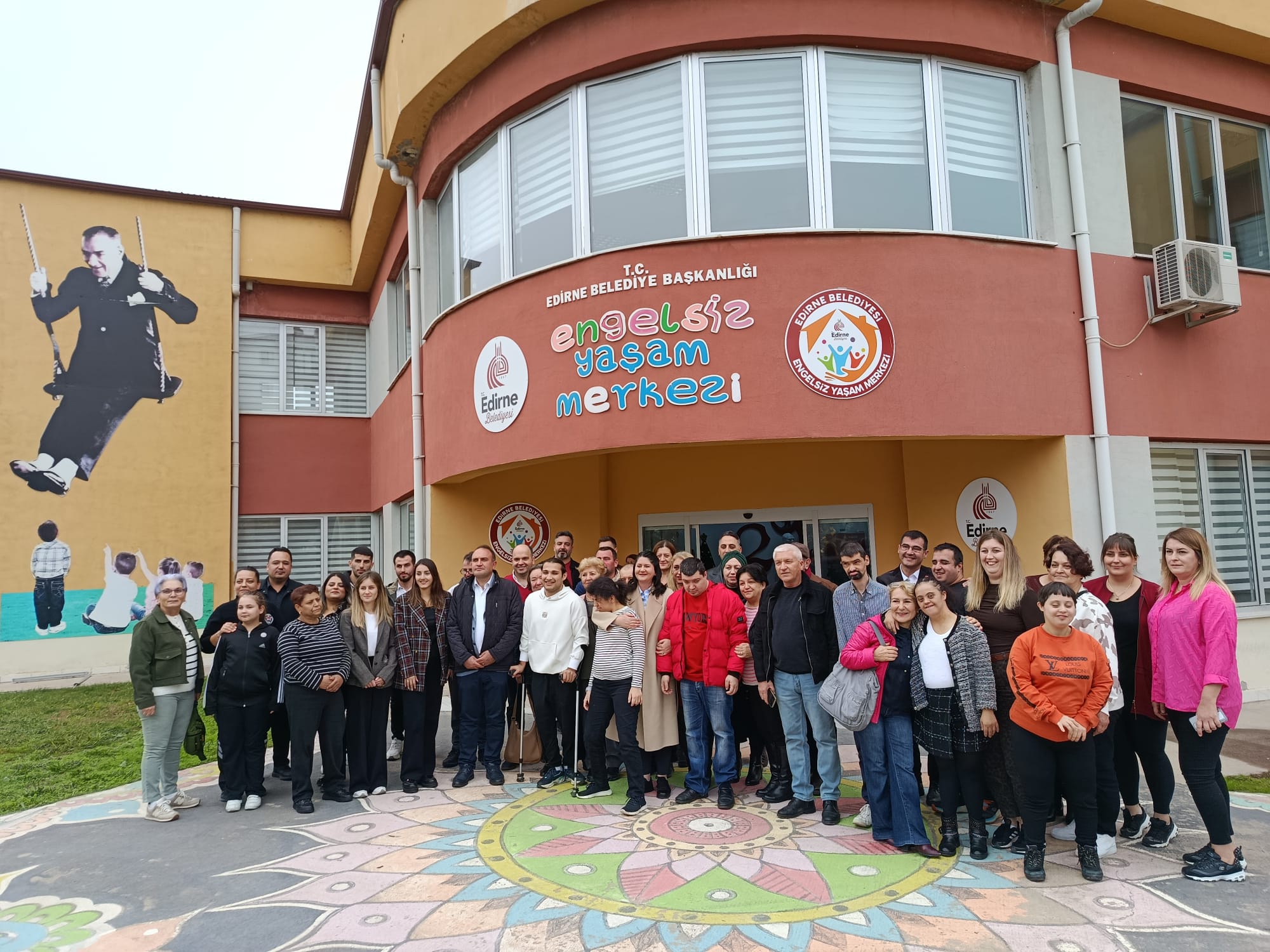 Engelsiz Yaşam Merkezi'nde anlamlı buluşma