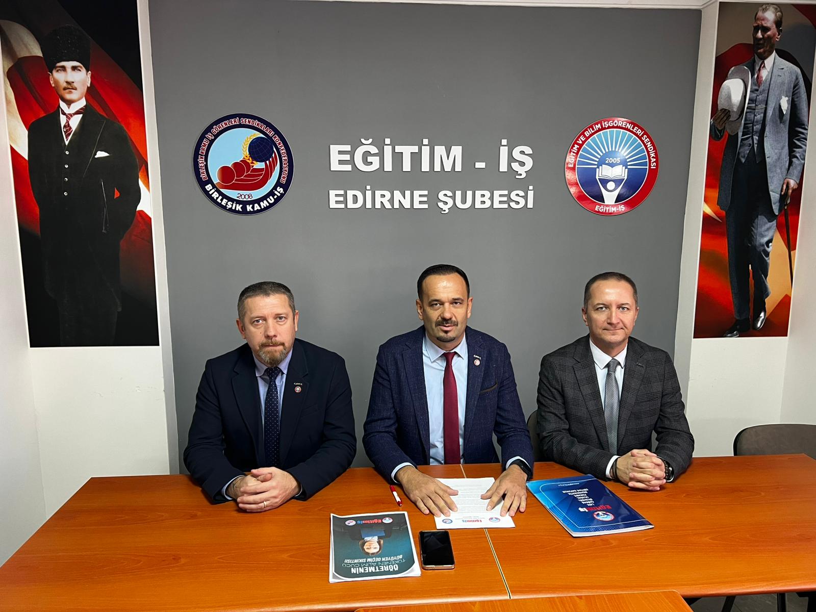 Öğretmenlerin 'buruk' 24 Kasım'ı