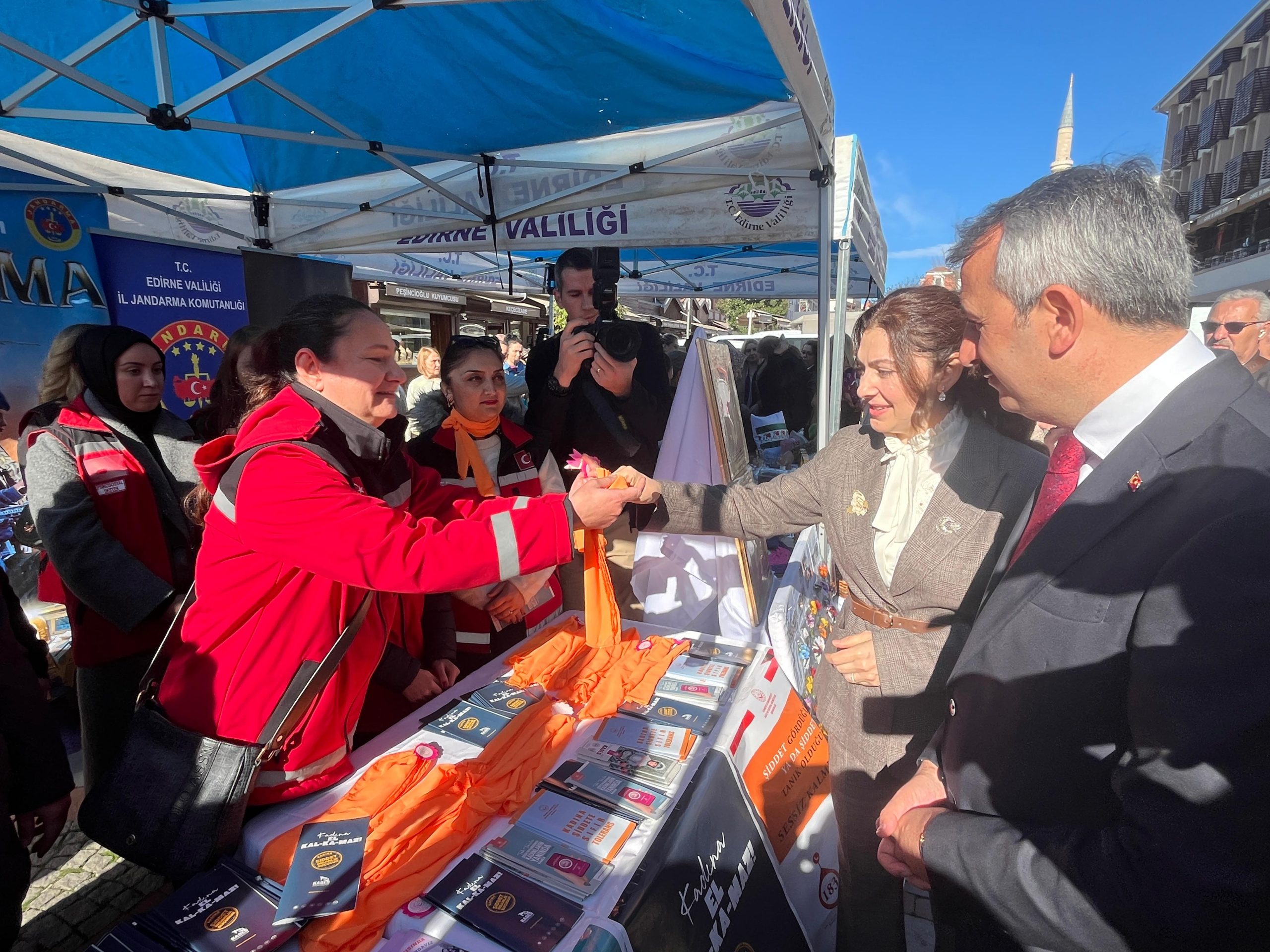 Kadına şiddete karşı 'ortak çaba'