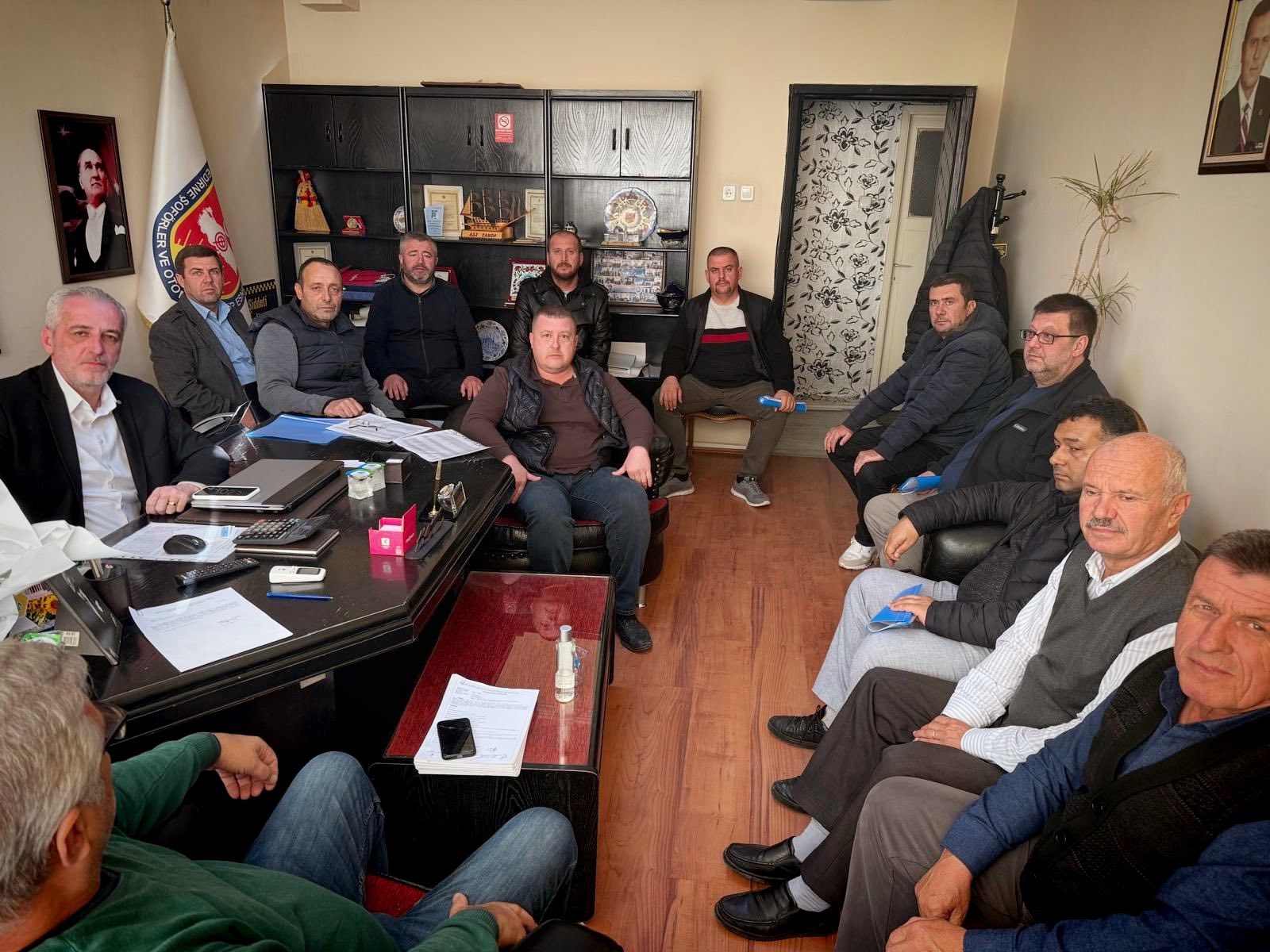 Şahin ve ekibinden 3'üncü dönem için seçim startı