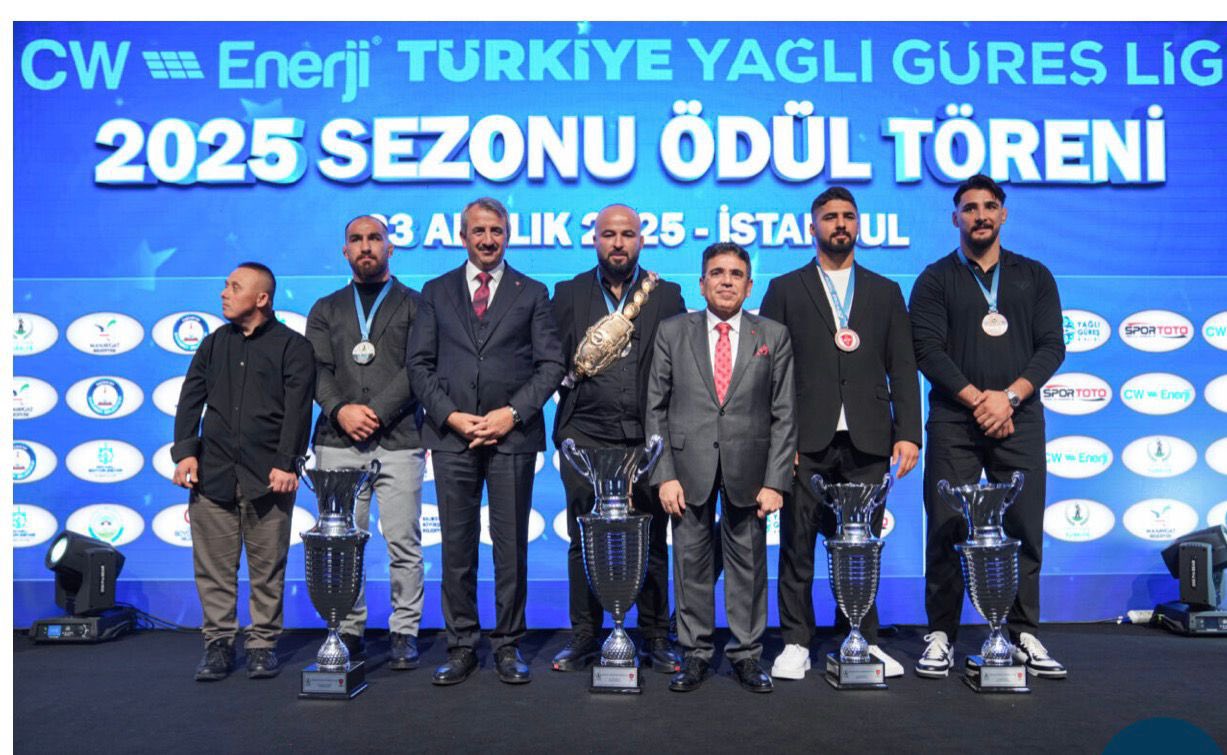 Vali Sezer Güreş Ligi ödül töreninde