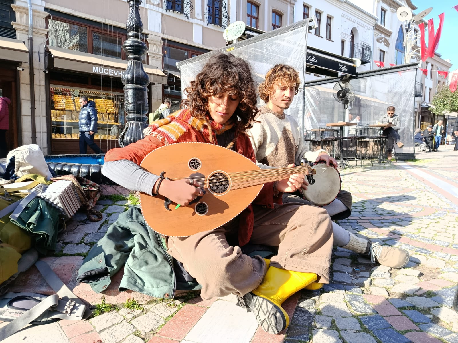 İki gezginden Saraçlar'da ilgi çeken dinleti