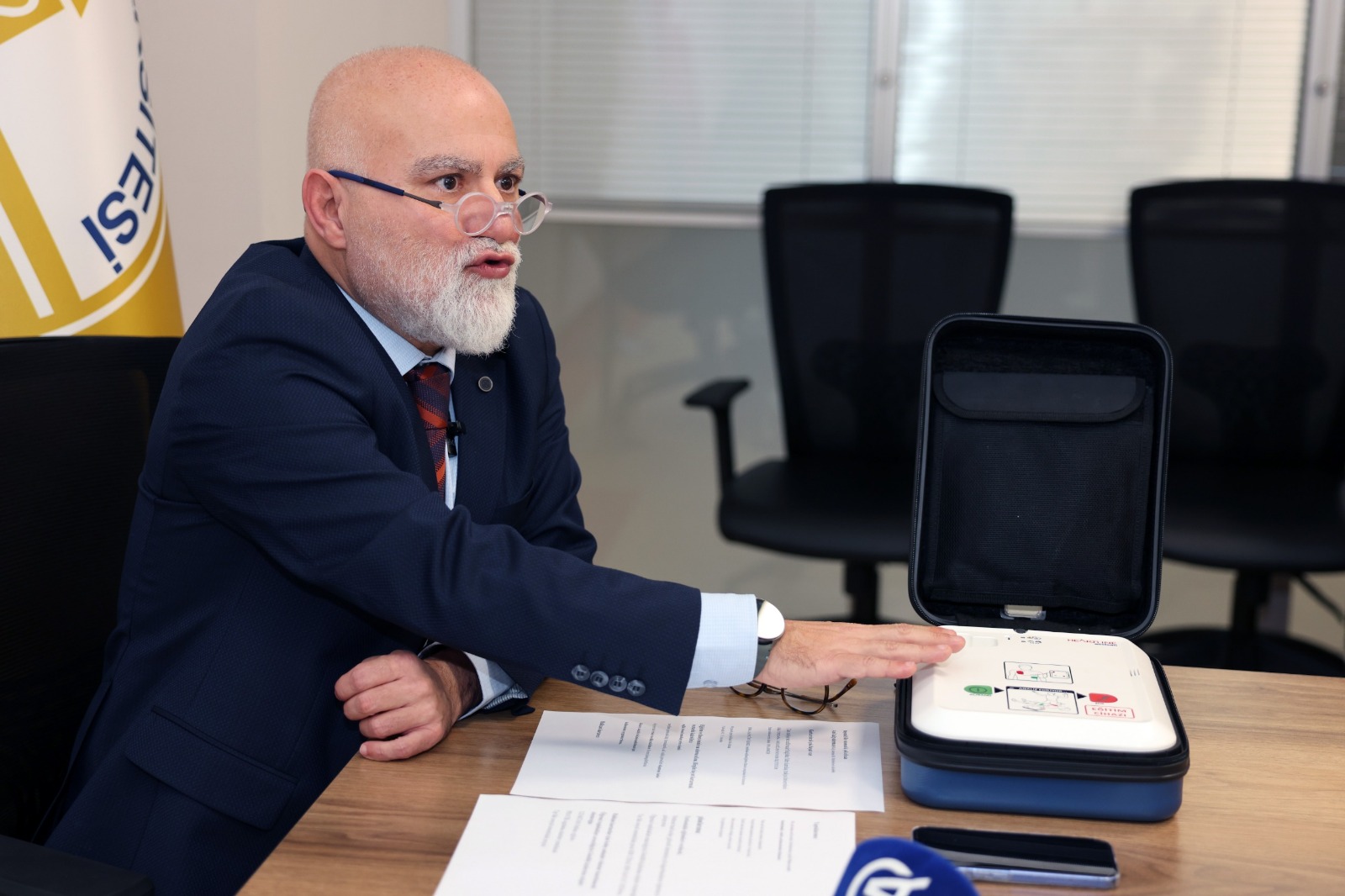 Üniversitede 11 noktaya hayat kurtaran cihaz