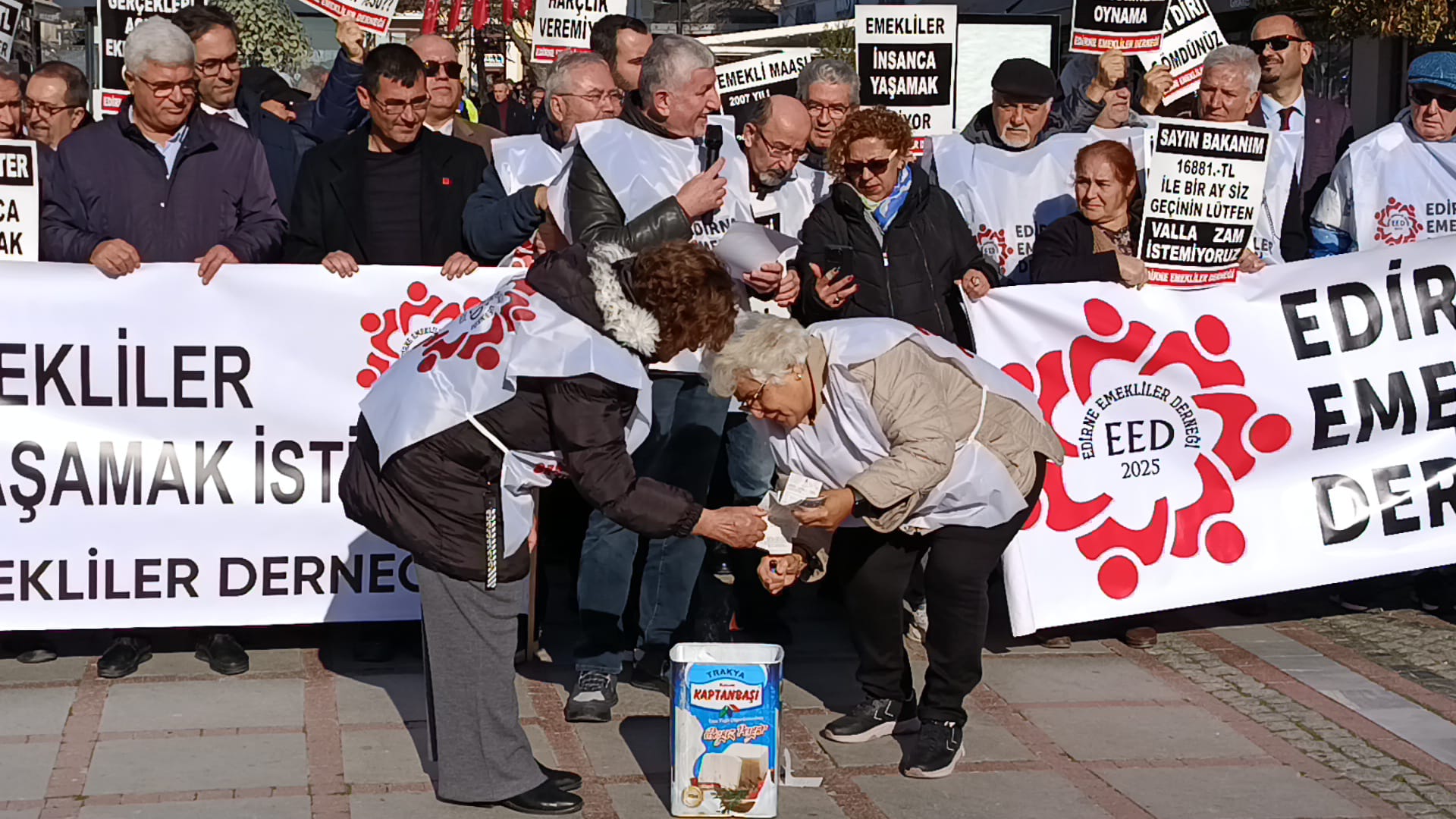 Emekli faturaları yaktı!