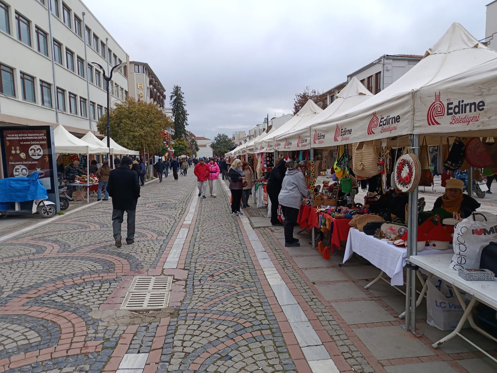 Kadınların el emeği ürünleri yeni yıla özel Saraçlar'da