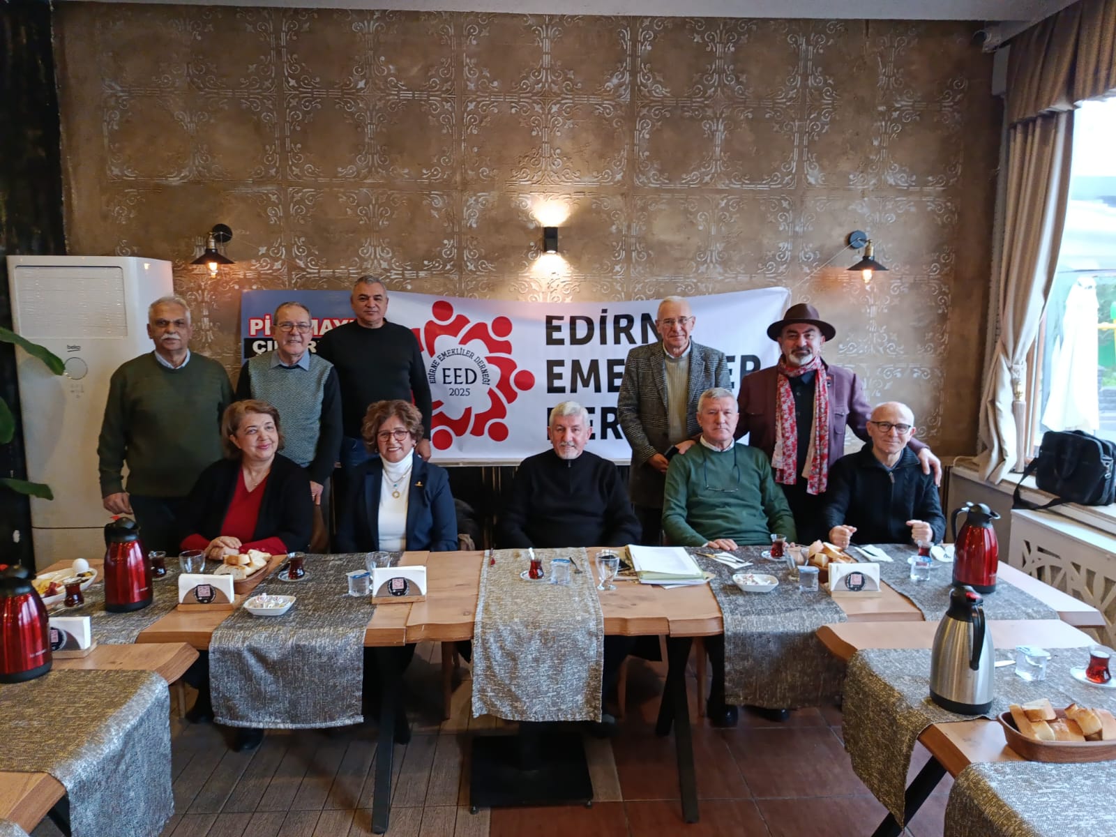 Emeklilerden sahada mücadele sözü