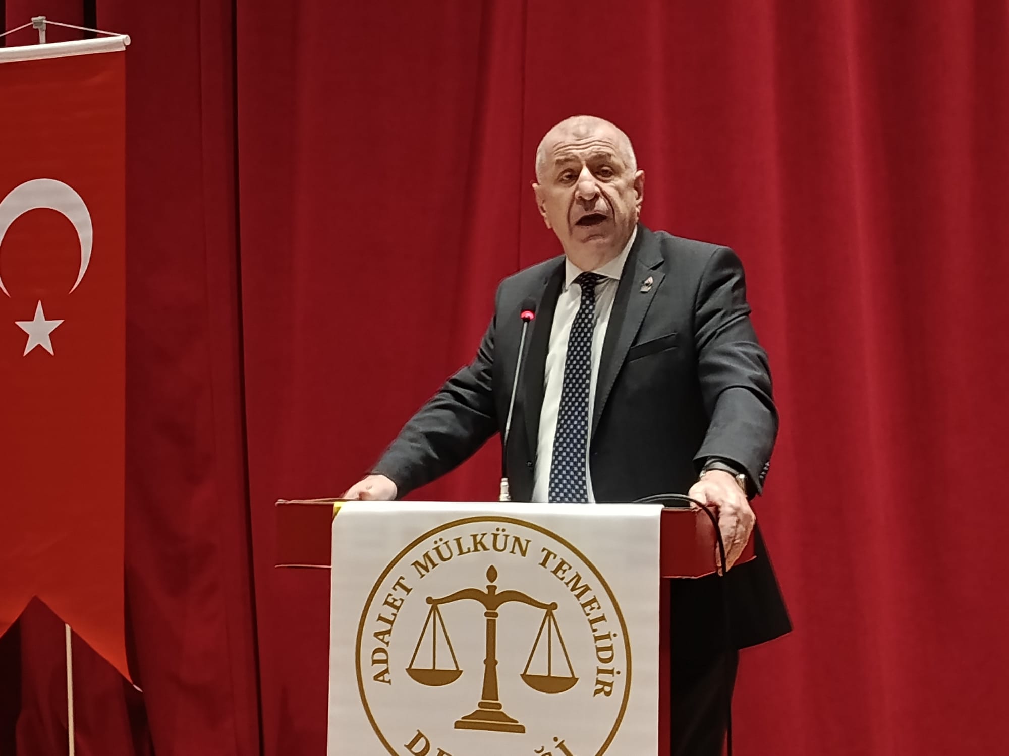 'Ortada ne fesih var ne silah bırakma'