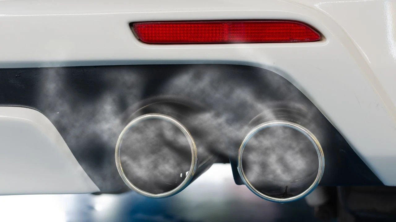 Egzoz muayenesiz araçlara 13,7 milyon lira ceza