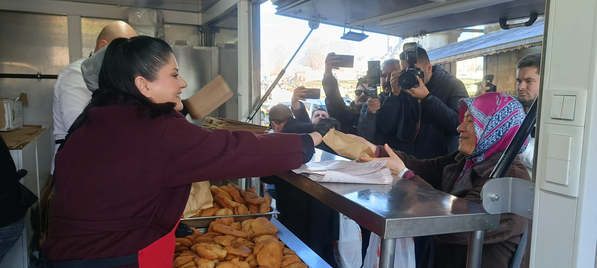 Zübeyde Hanım ve Şehitler Dualarla Anıldı