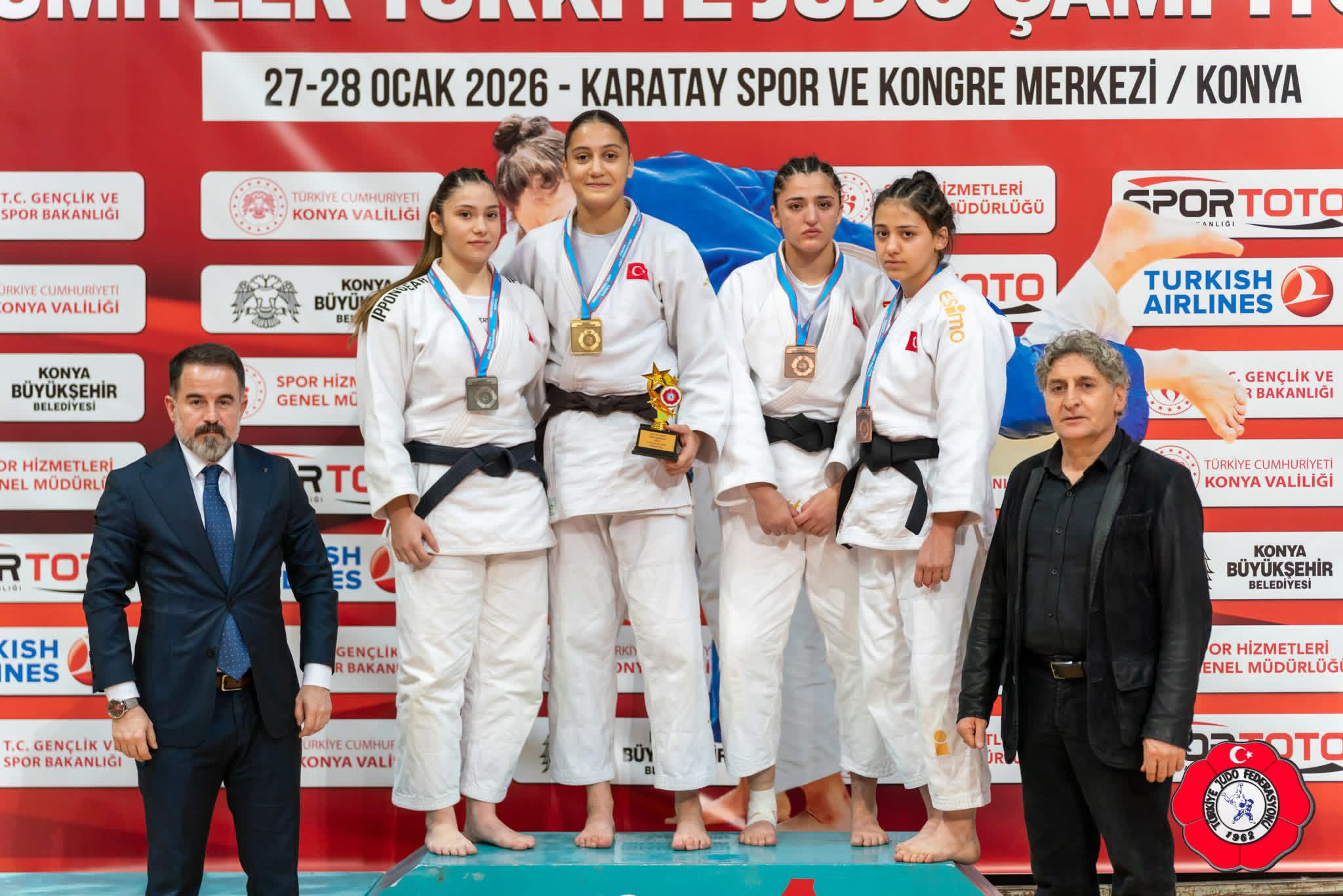 Annesinin izinde Türkiye ikincisi