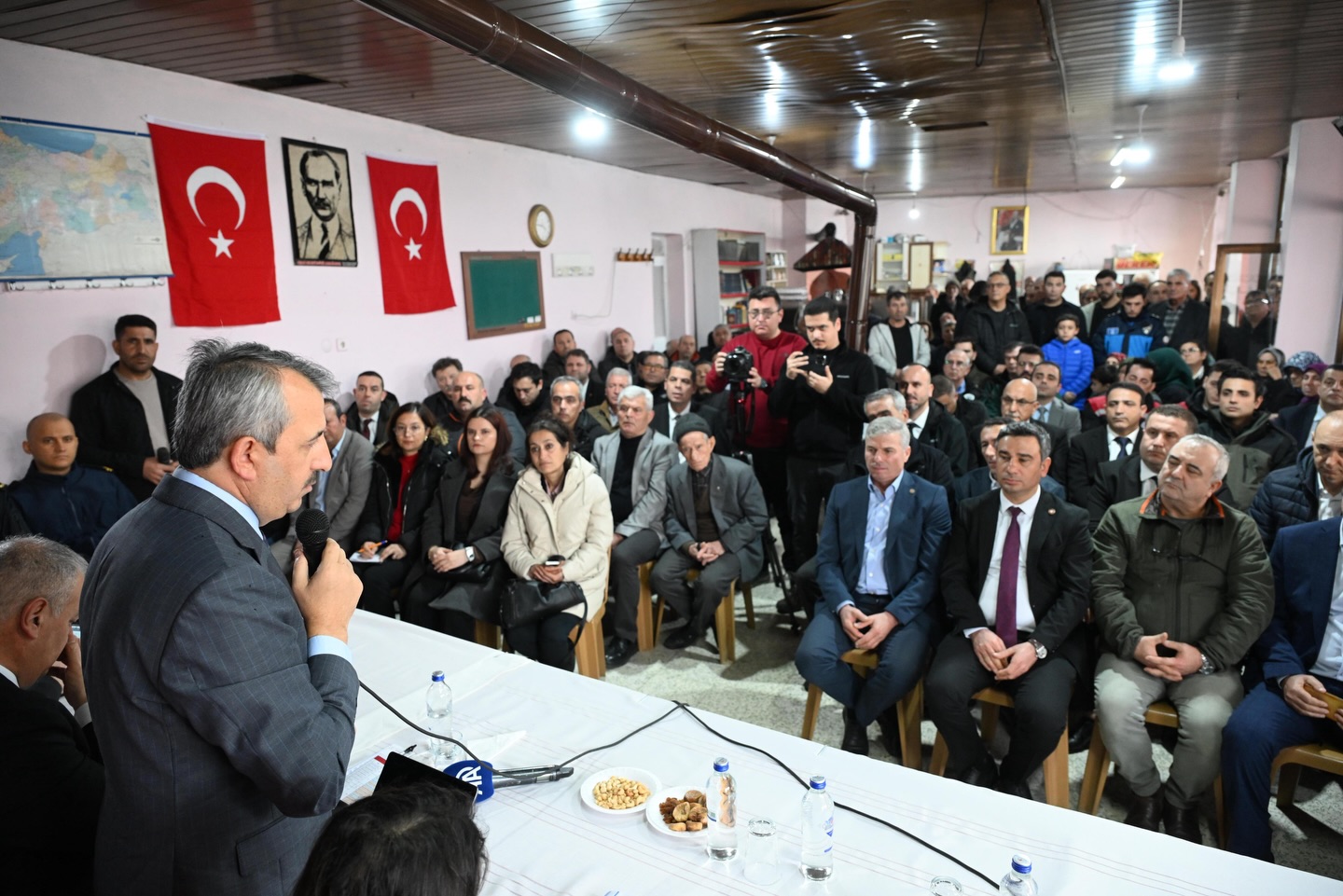 Vali Sezer Enez'de talepleri yerinde dinledi