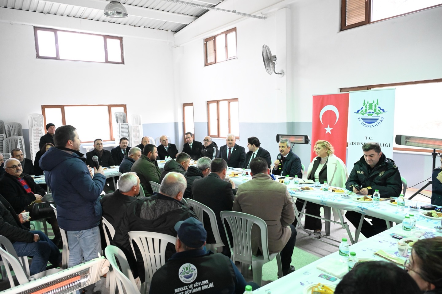 Vali Sezer, 37 Köy Muhtarıyla Bir Araya Geldi