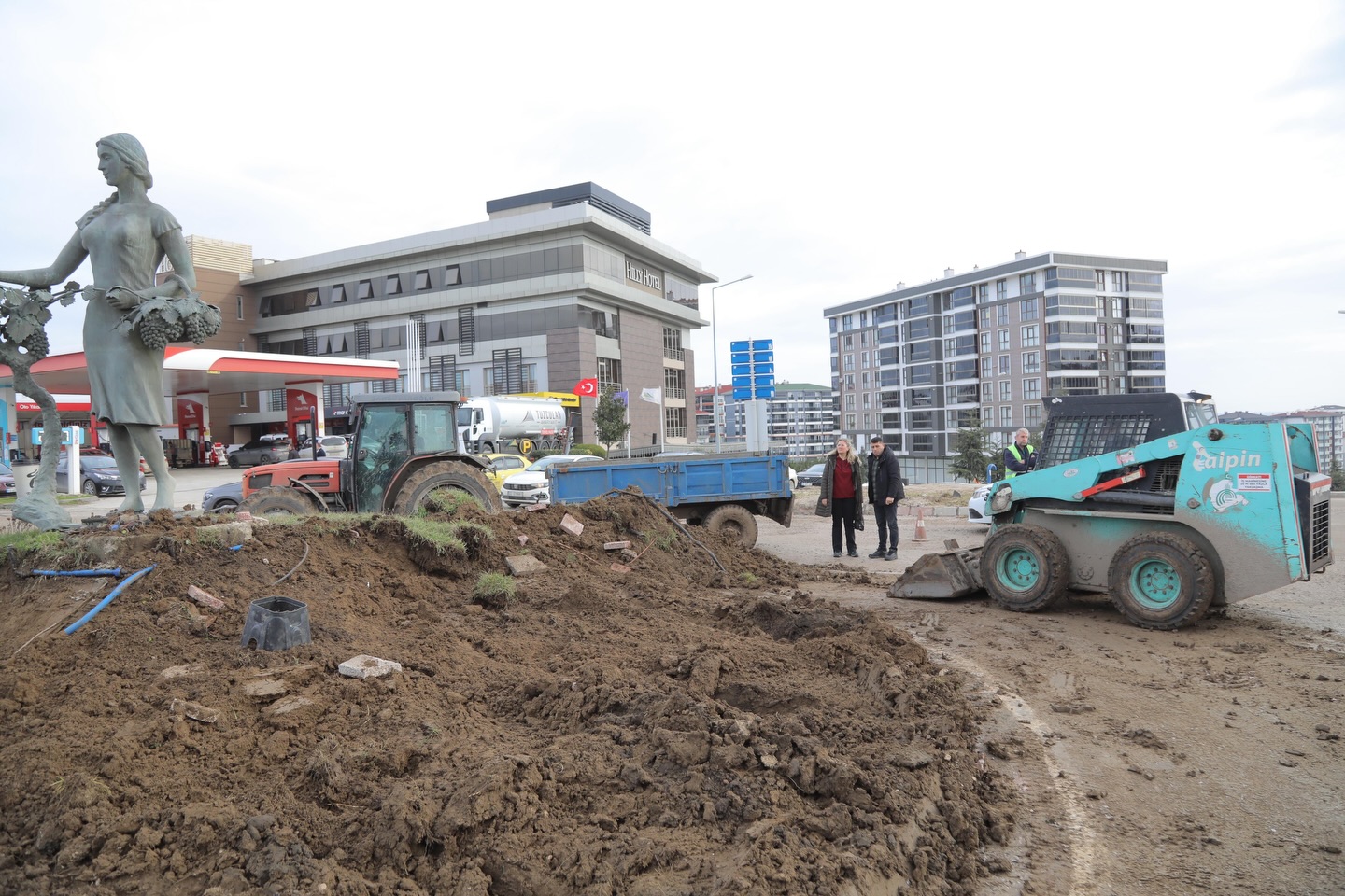 Hilly Hotel kavşağına peyzaj hamlesi