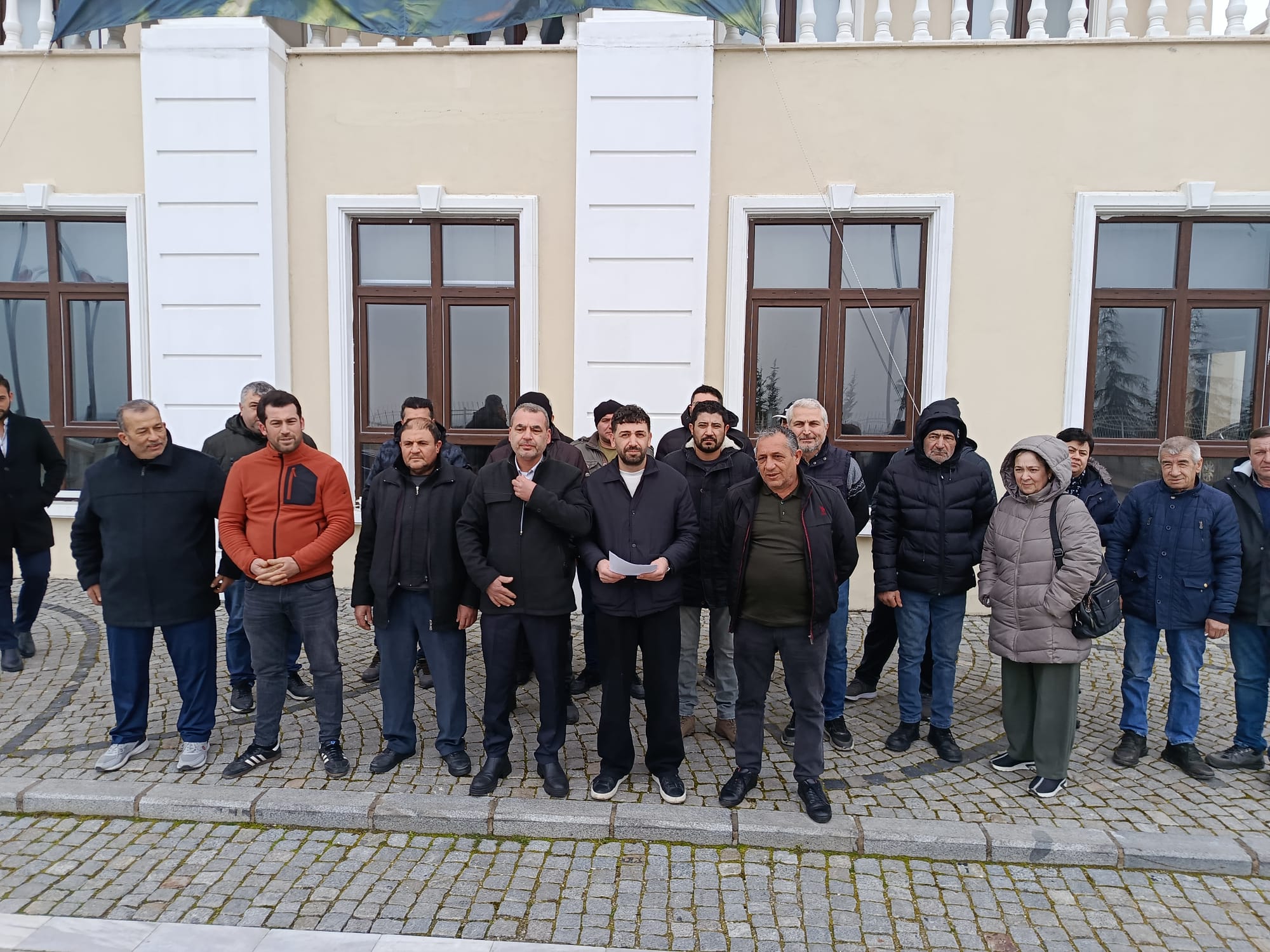 Pazarcı esnafı bu kez kooperatifi hedef aldı!