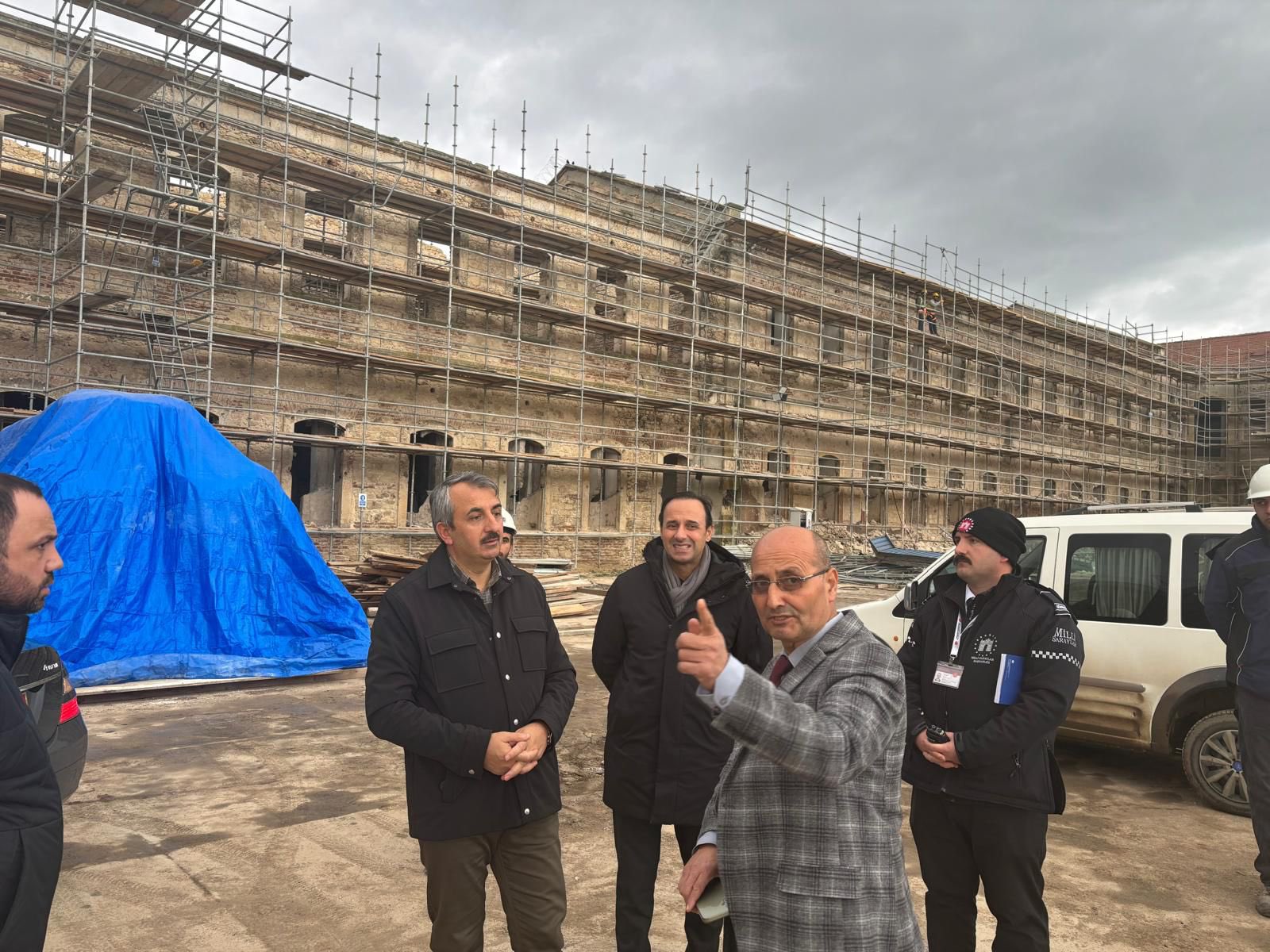 Asırlık kışla ayağa kaldırılıyor!