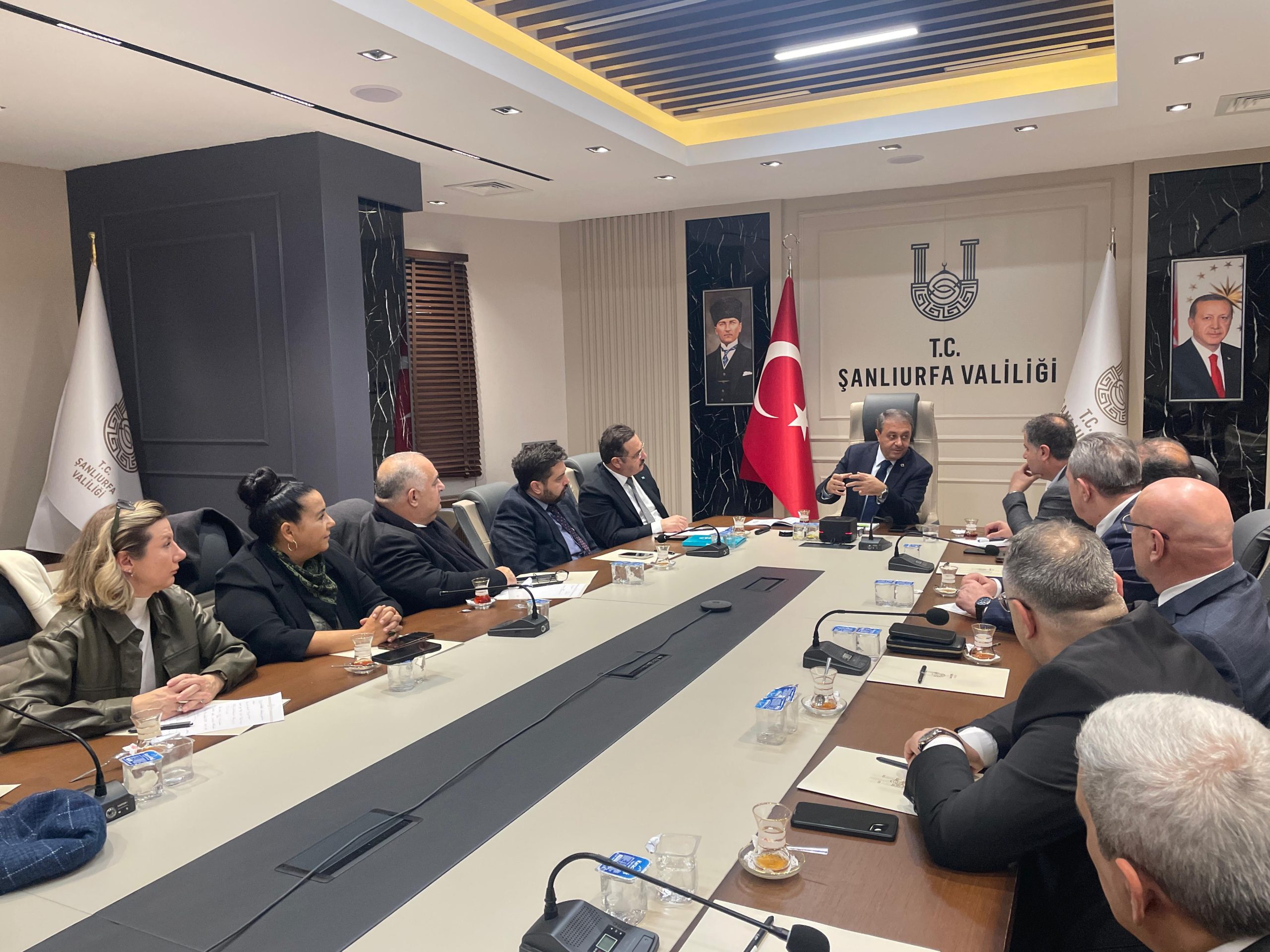 ‘221 kilometrelik sınır tamamen aydınlatıldı’