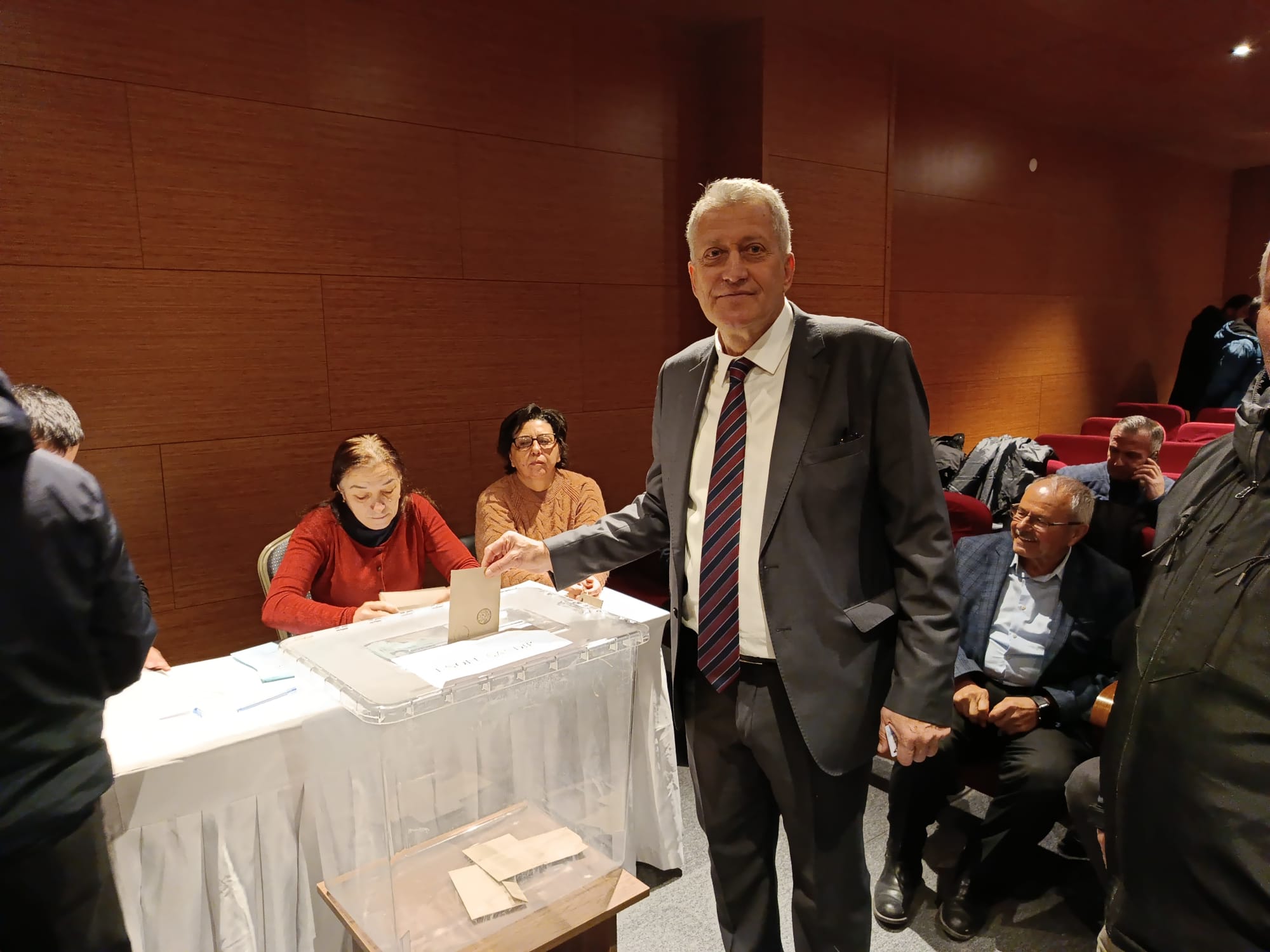 Gönay üçüncü dönem başkan