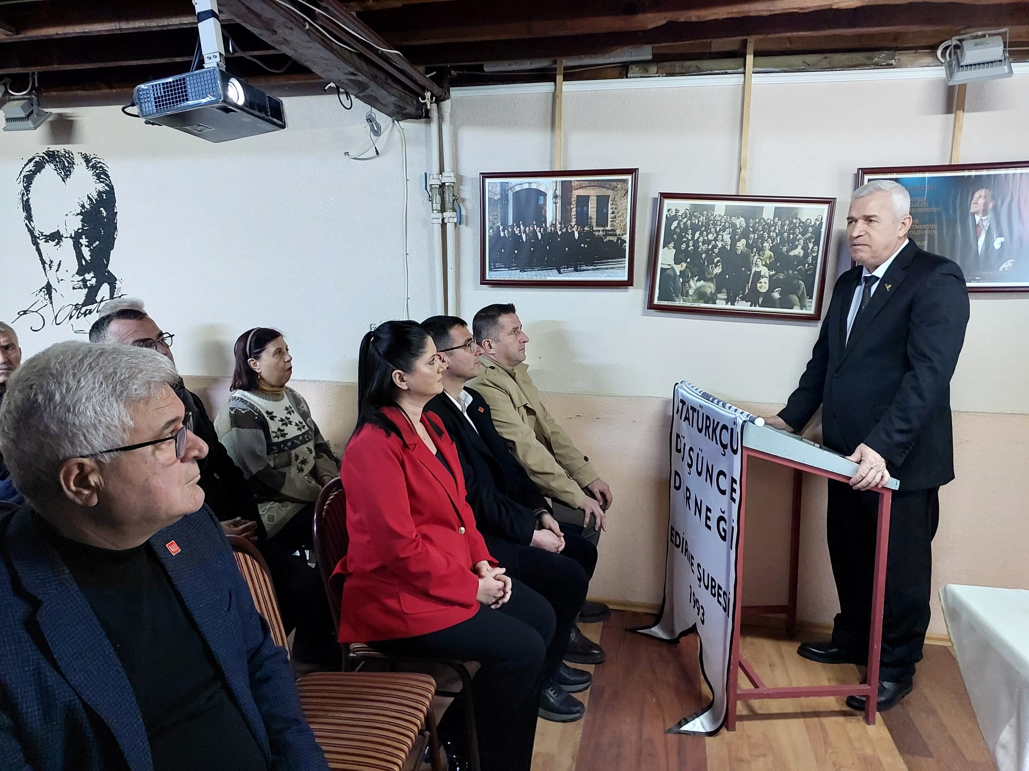 Celil Özcan Güven Tazeledi