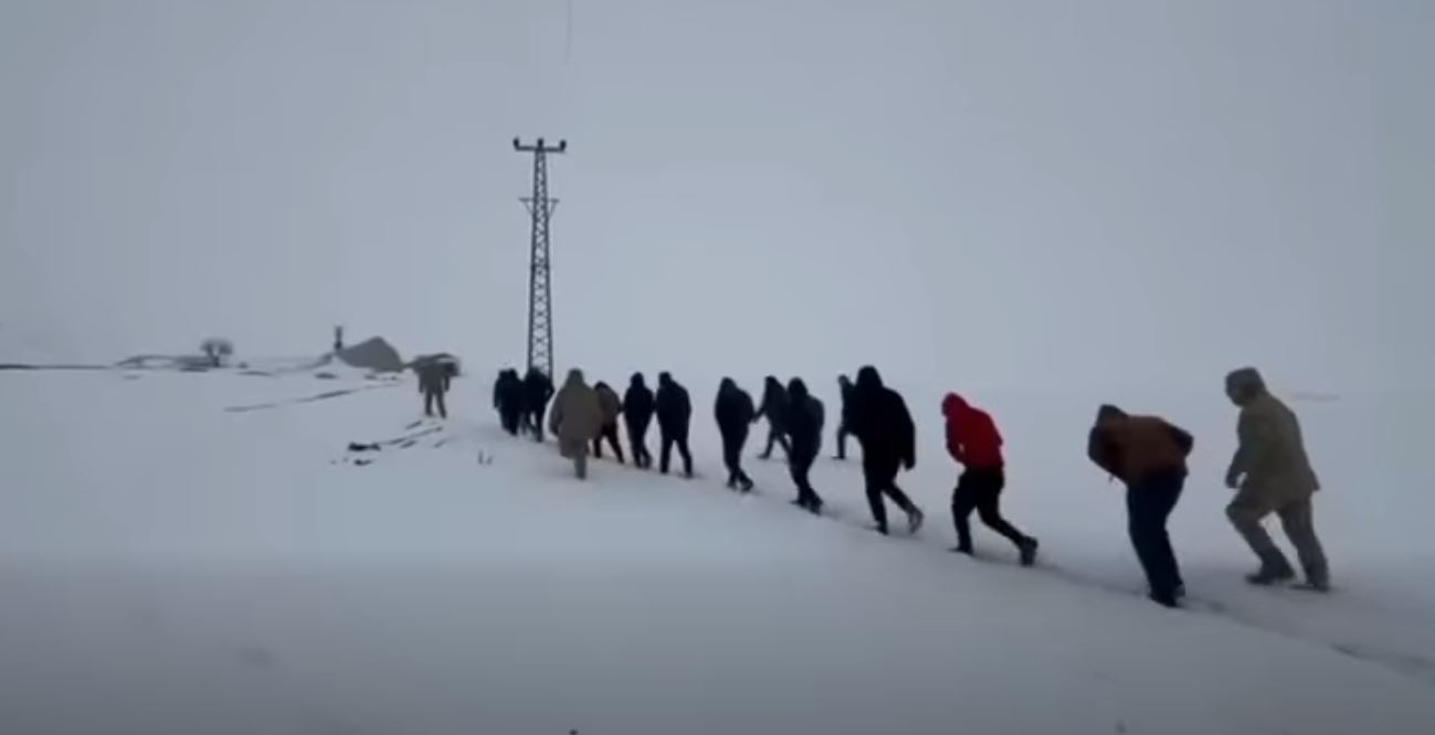 "Göçmen Kaçakçılığı Organizatörlerine Geçit Yok: 59 tutuklama"