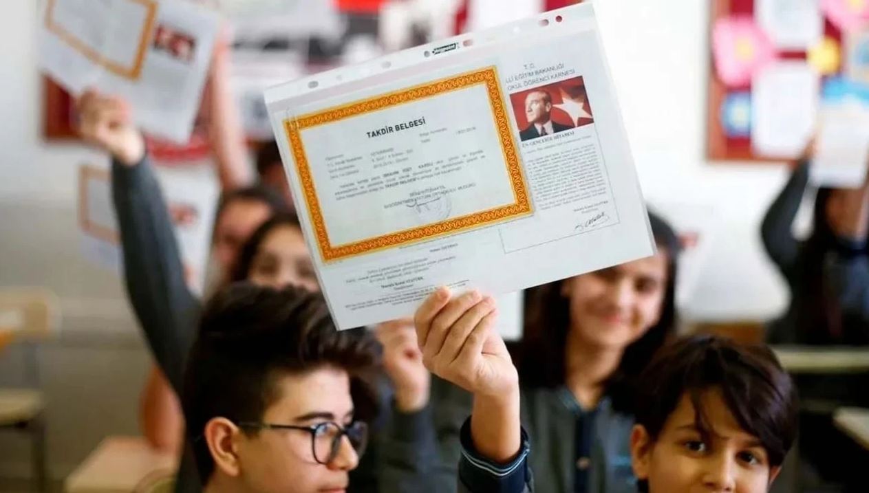 Yarın tatil başlıyor