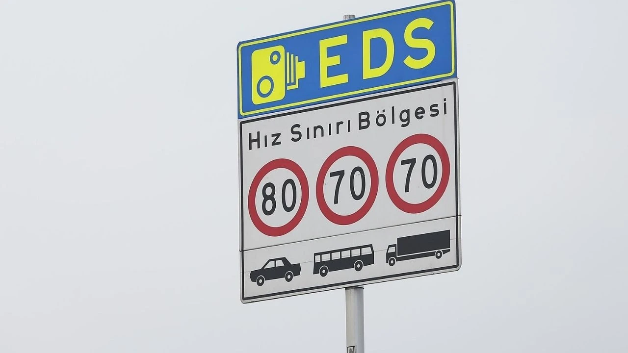 Kara yollarında 'levha sadeleştirme' hamlesi