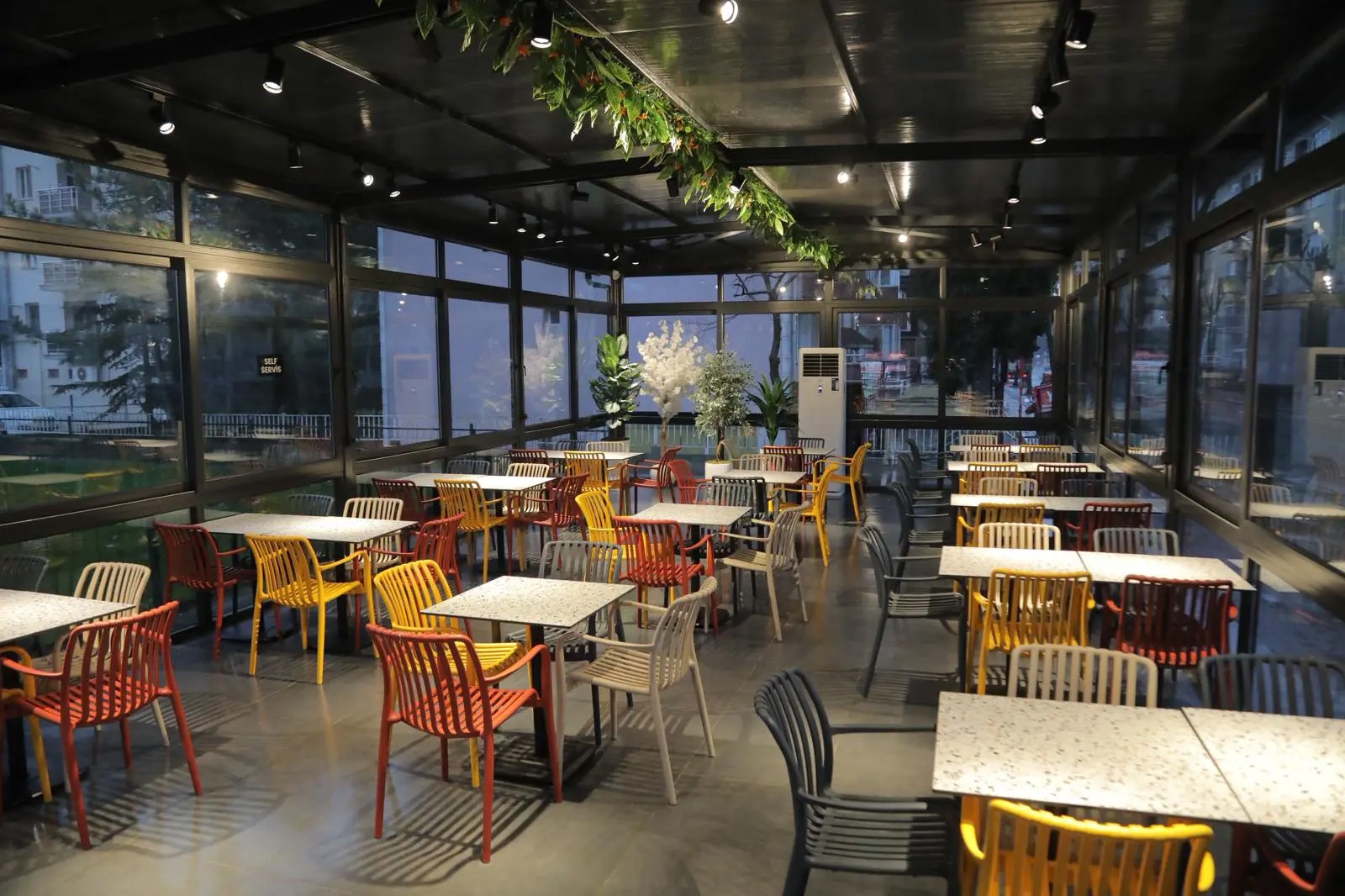 Gençler yeni buluşma alanı: Kampüs Edirne açıldı