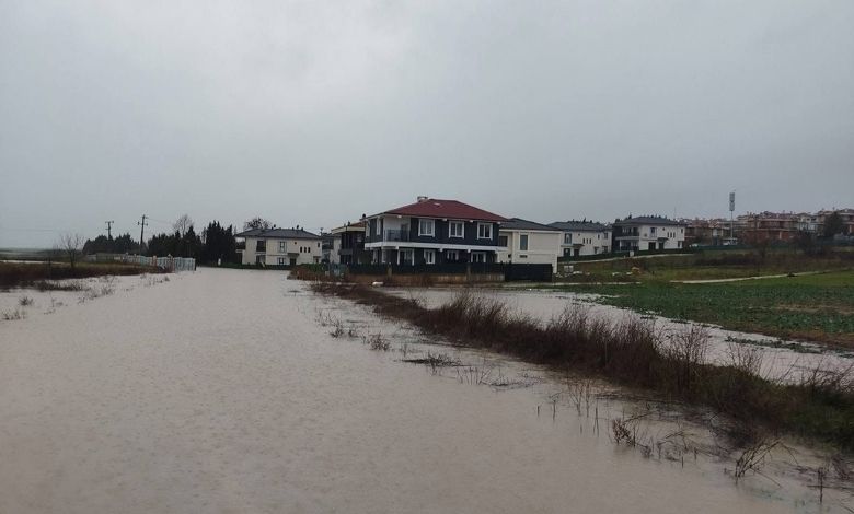 100.Yıl'da yol göle döndü!